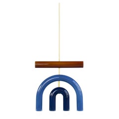 Keramische Pendelleuchte 'TRN D1' von Pani Jurek, Messingstab, Brown & Light Blue