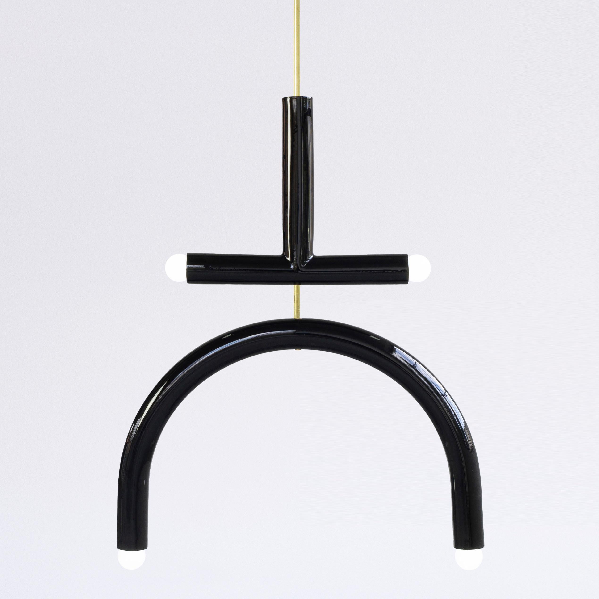 Vernissé Suspension en céramique TRN E2 laiton brun et lilas par Pani Jurek en vente