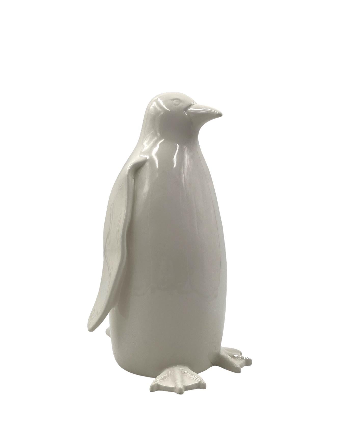 Sculpture de Pingouin en céramique, Italie 1980 en vente 7