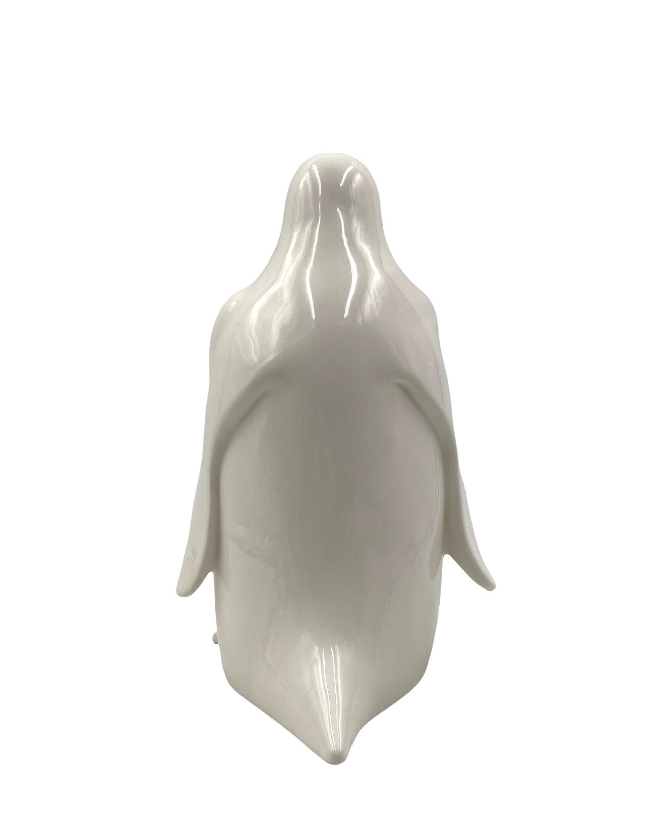 Sculpture de Pingouin en céramique, Italie 1980 en vente 10