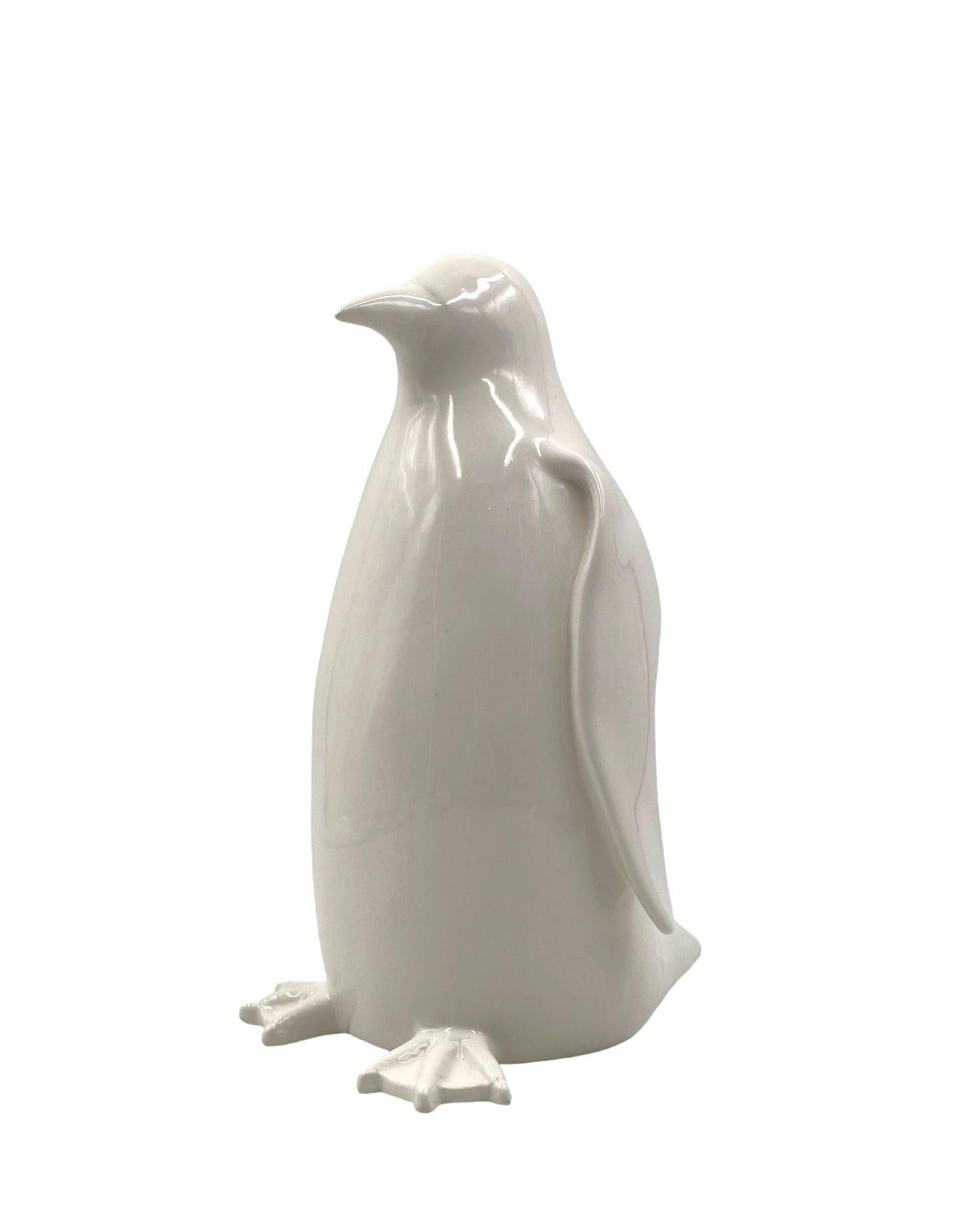 Sculpture de Pingouin en céramique, Italie 1980 en vente 11