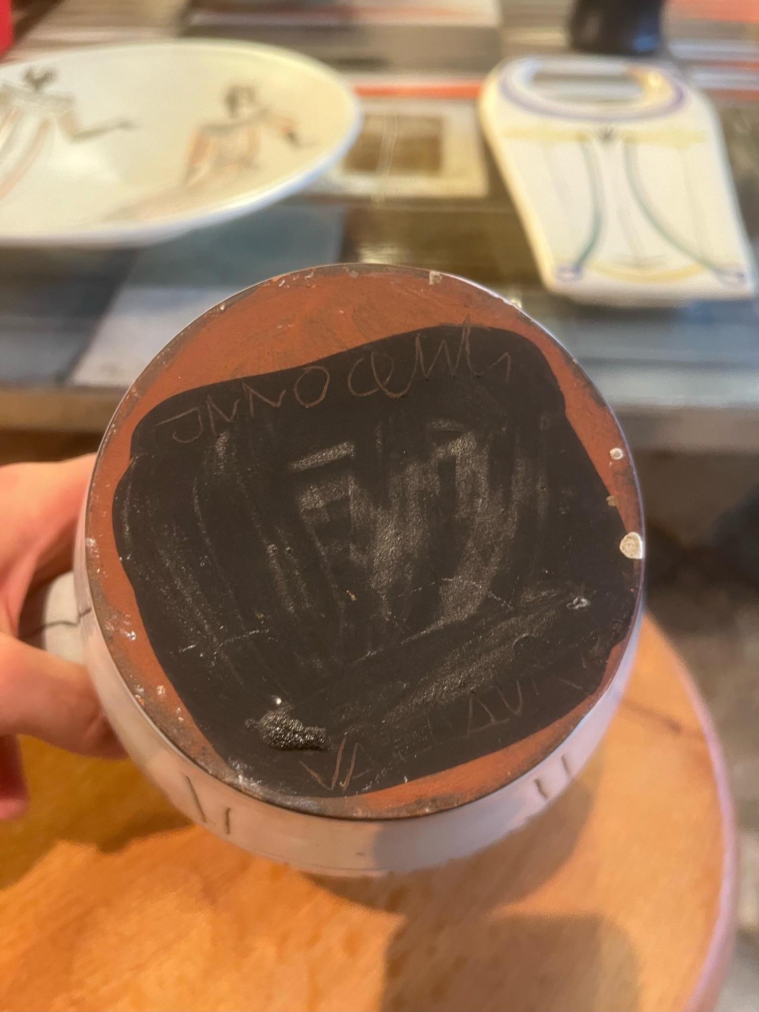 Pichet de cerámica de Jacques Innocenti, Francia, años 60 Hecho a mano en venta