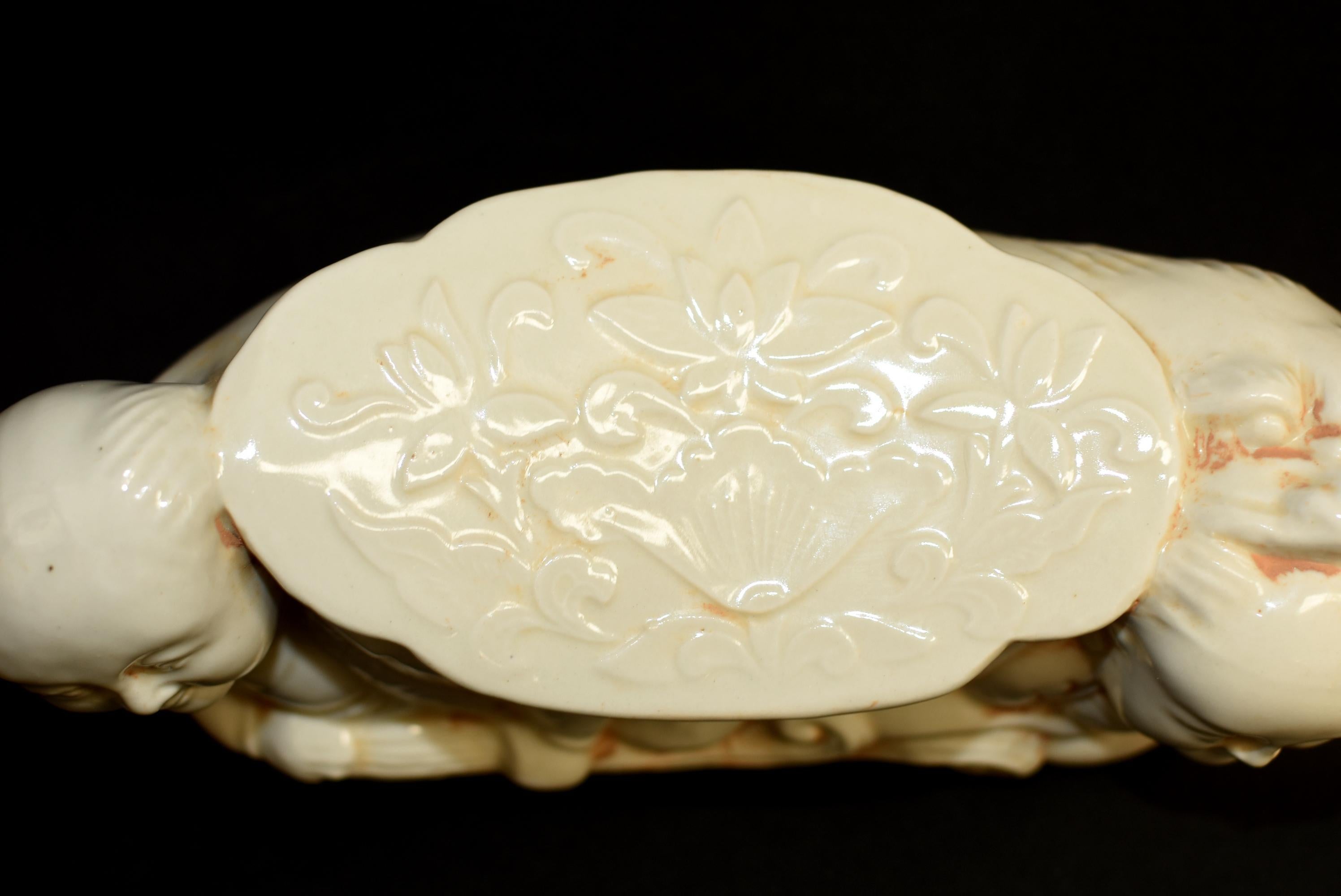 Keramik-Kissen, Chinesische Ding-Ware, Song-Dynastie im Angebot 11