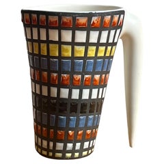 Pichet en céramique avec  Motif géométrique polychrome, Roger Capron, Vallauris