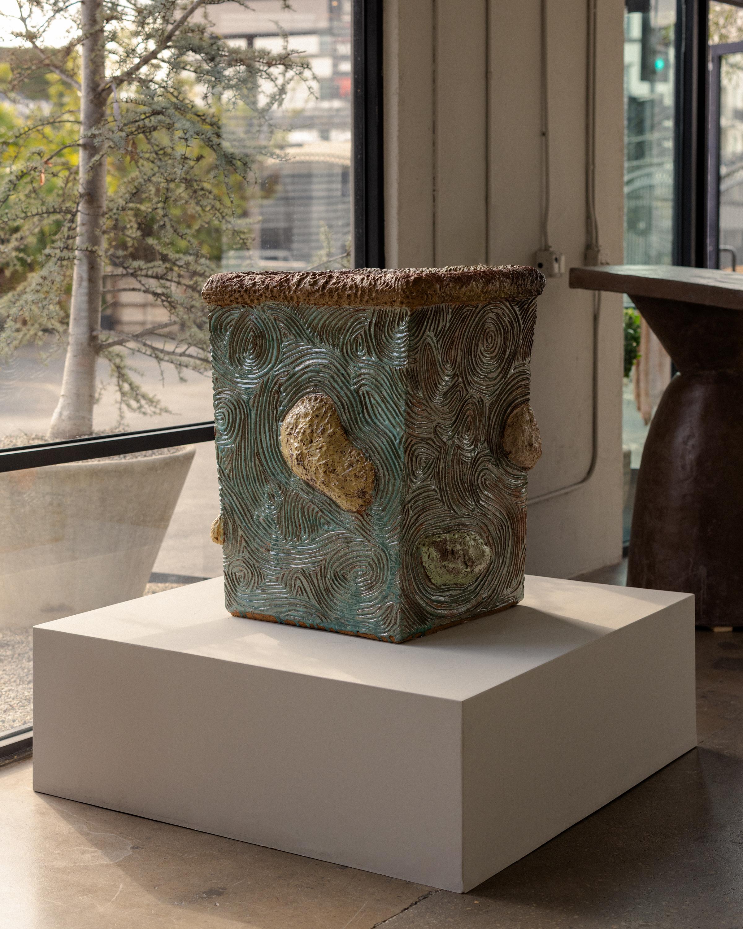 Jardinera de cerámica de Jody Baral Siglo XXI y contemporáneo en venta