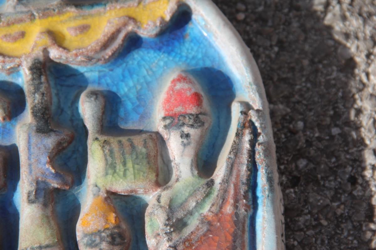 Keramikteller De Simone, farbenfroher Segelschiff mit Kriegern aus den 1960er Jahren im Angebot 4