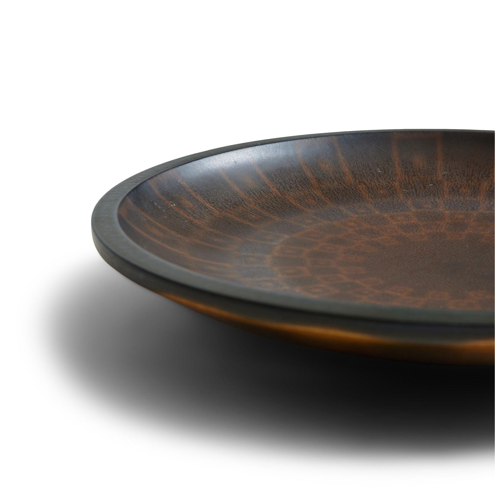 Plato de cerámica de Berndt Friberg para Gustavsberg Studio en Excelente estado para la venta en Sagaponack, NY