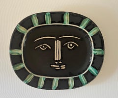Piatto in ceramica Visage Gris 'Grey Face' A.R. 206 di Pablo Picasso & Madoura, 1953