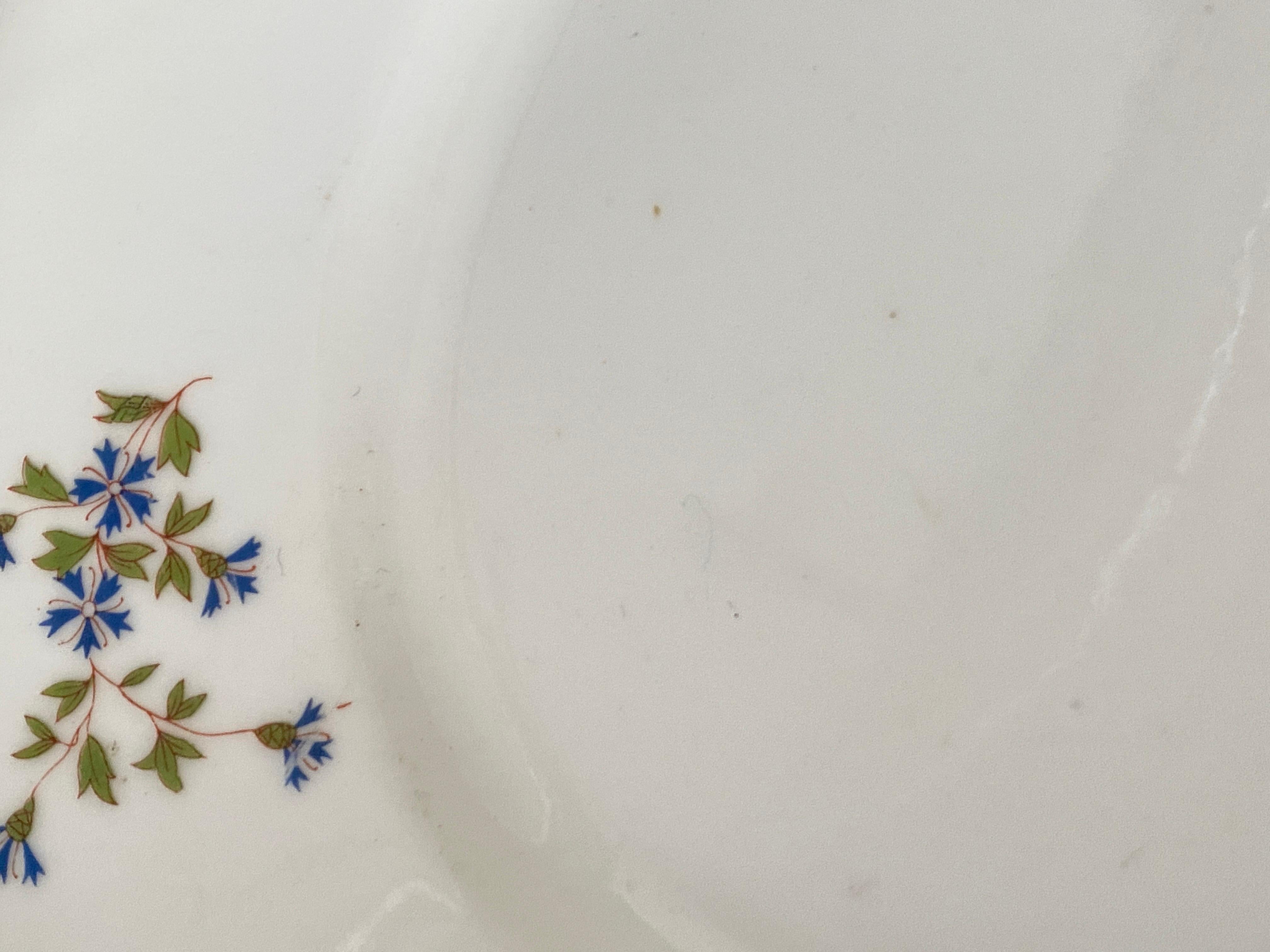 Ceramic Platter, in White Color, Blue and Green Flowers, France, circa 1930 In Good Condition In Auribeau sur Siagne, FR