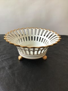Cuenco enrejado de cerámica portuguesa
