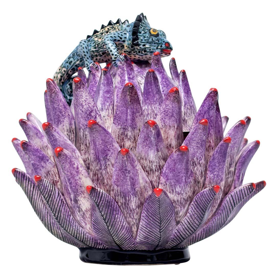 Protea, Chameleon Jewelry Box Hand Painted by Jabu and Sculpted by Sbusiso Ndaba from Love Art Ceramic

The Protea, Chameleon Jewelry Box is a stunning example of South African ceramic art, beautifully crafted in 2024 by the talented duo Sbusiso