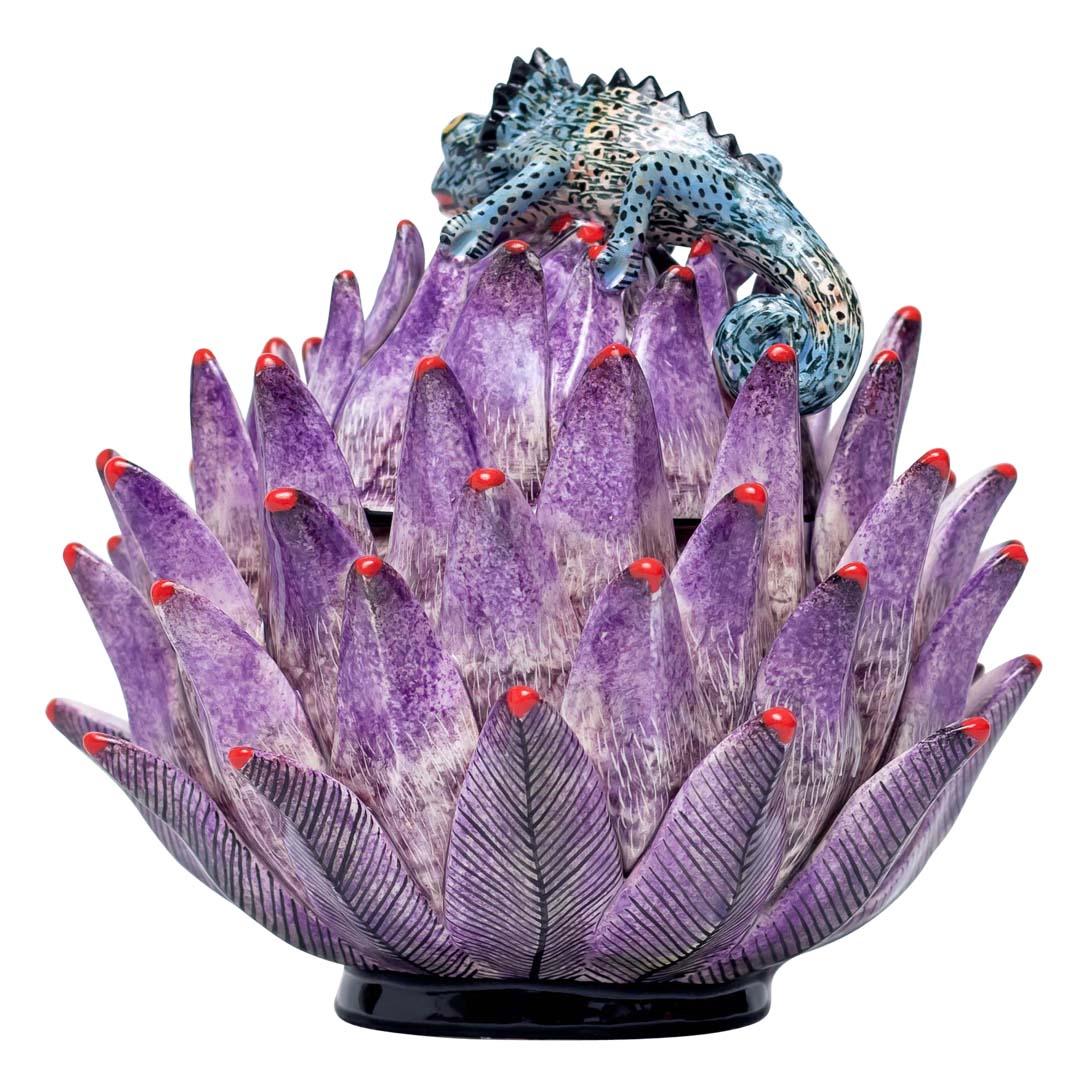 Ceramic Protea Jewelry Box  , hand made in South Africa In Excellent Condition In North Miami, FL