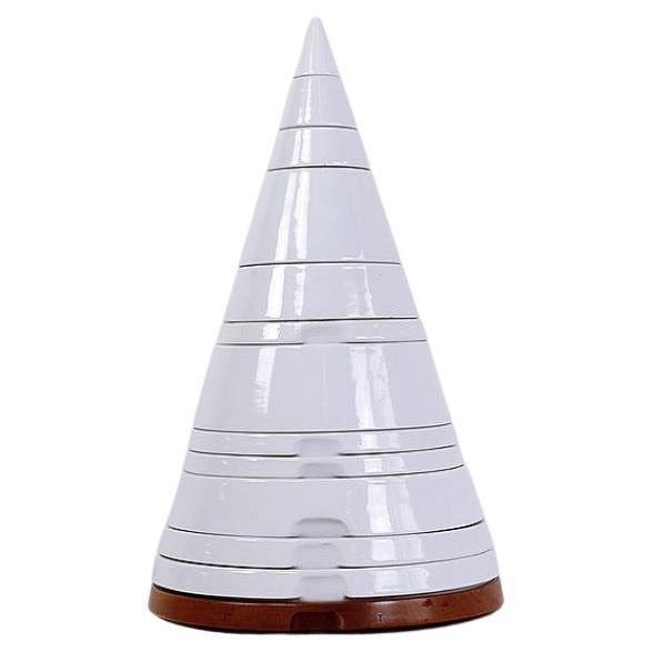 Ceramic "Pyramid" table service by Pierre Cardin - circa 1969 For Sale