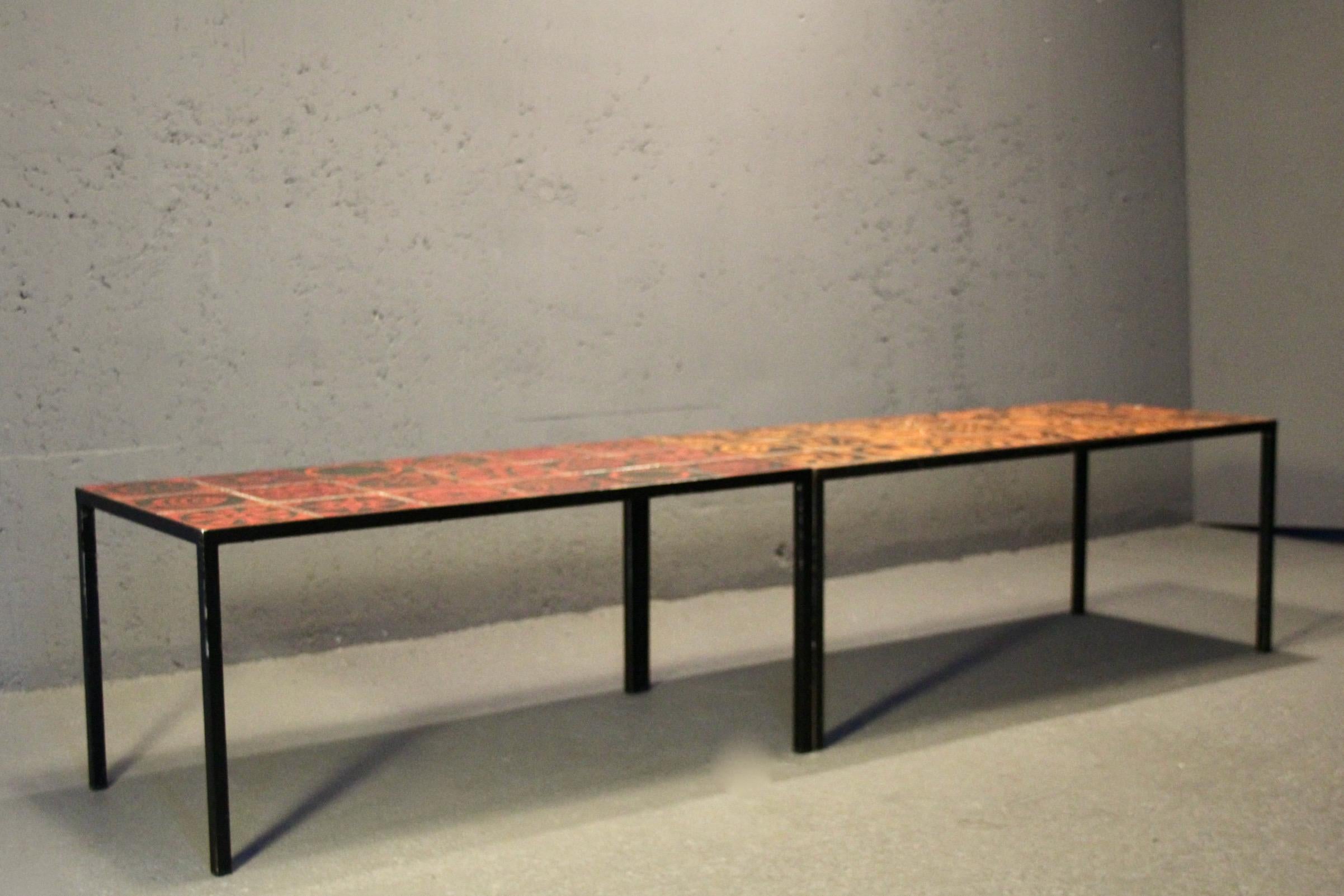 Table basse en céramique rouge et orange Bon état - En vente à grand Lancy, CH