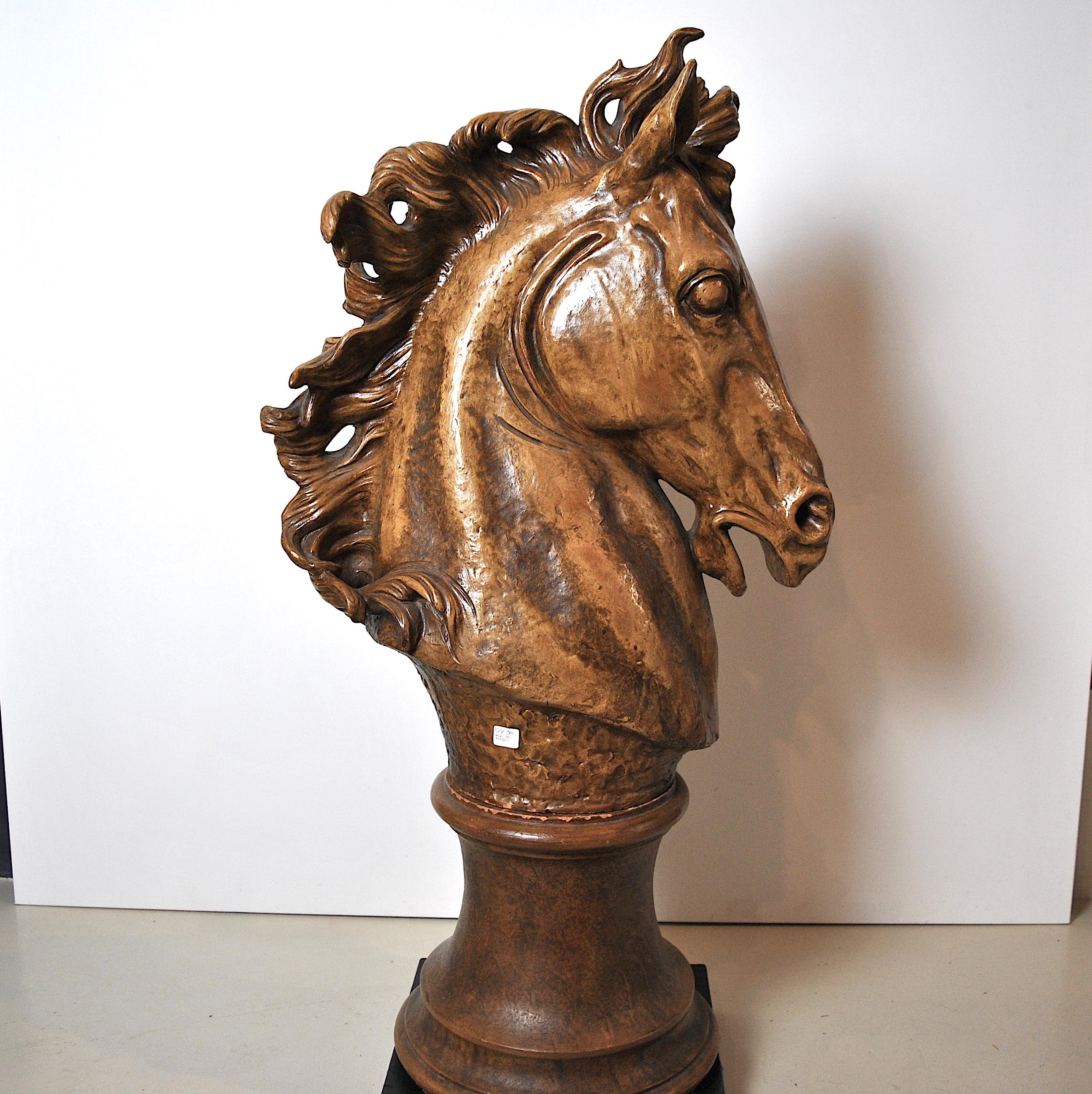 Horse ceramic sculpture 1950s Italian manufacture In Good Condition In bari, IT