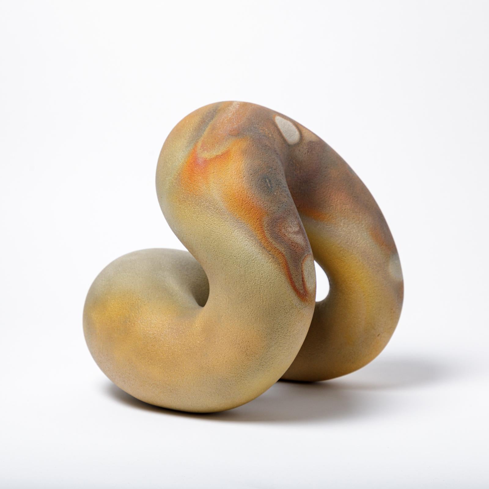 Beaux-Arts Scultura in ceramica di Alistair Dahnieux, circa 2013 in vendita