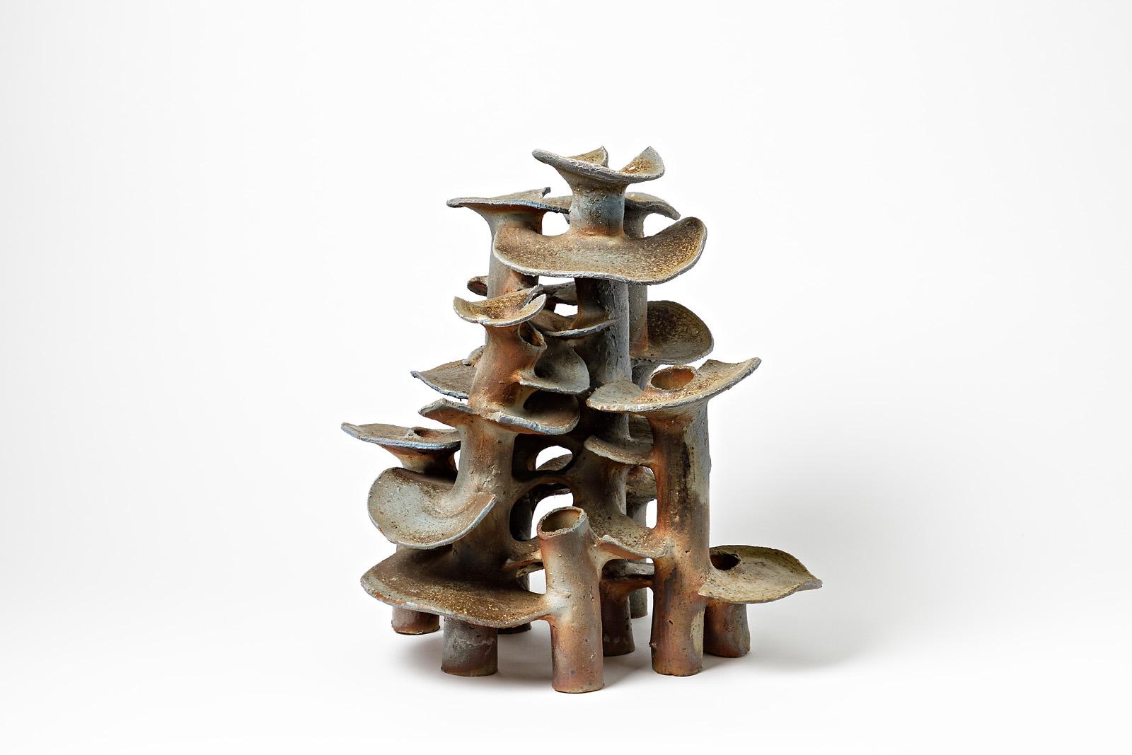 Sculpture en céramique de Jöelle Deroubaix.
Conditions d'origine parfaites.
Pièce unique.
La Borne, vers 1970-1980.