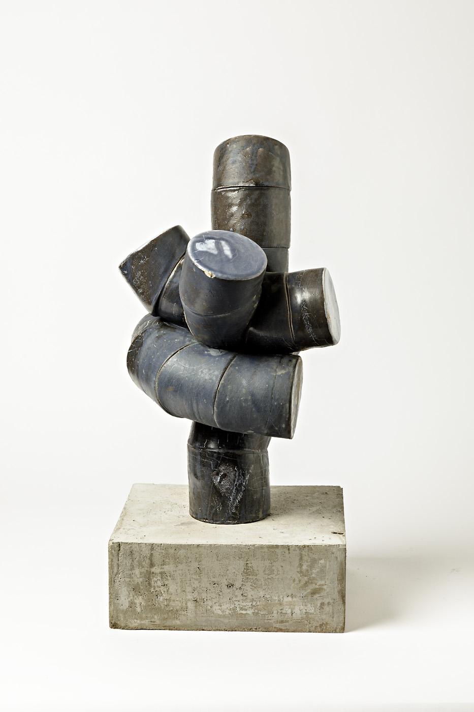A ceramic sculpture by Klaus Schultze.
Perfect conditions,
circa 1970.
Sold with a contemporary concrete base.