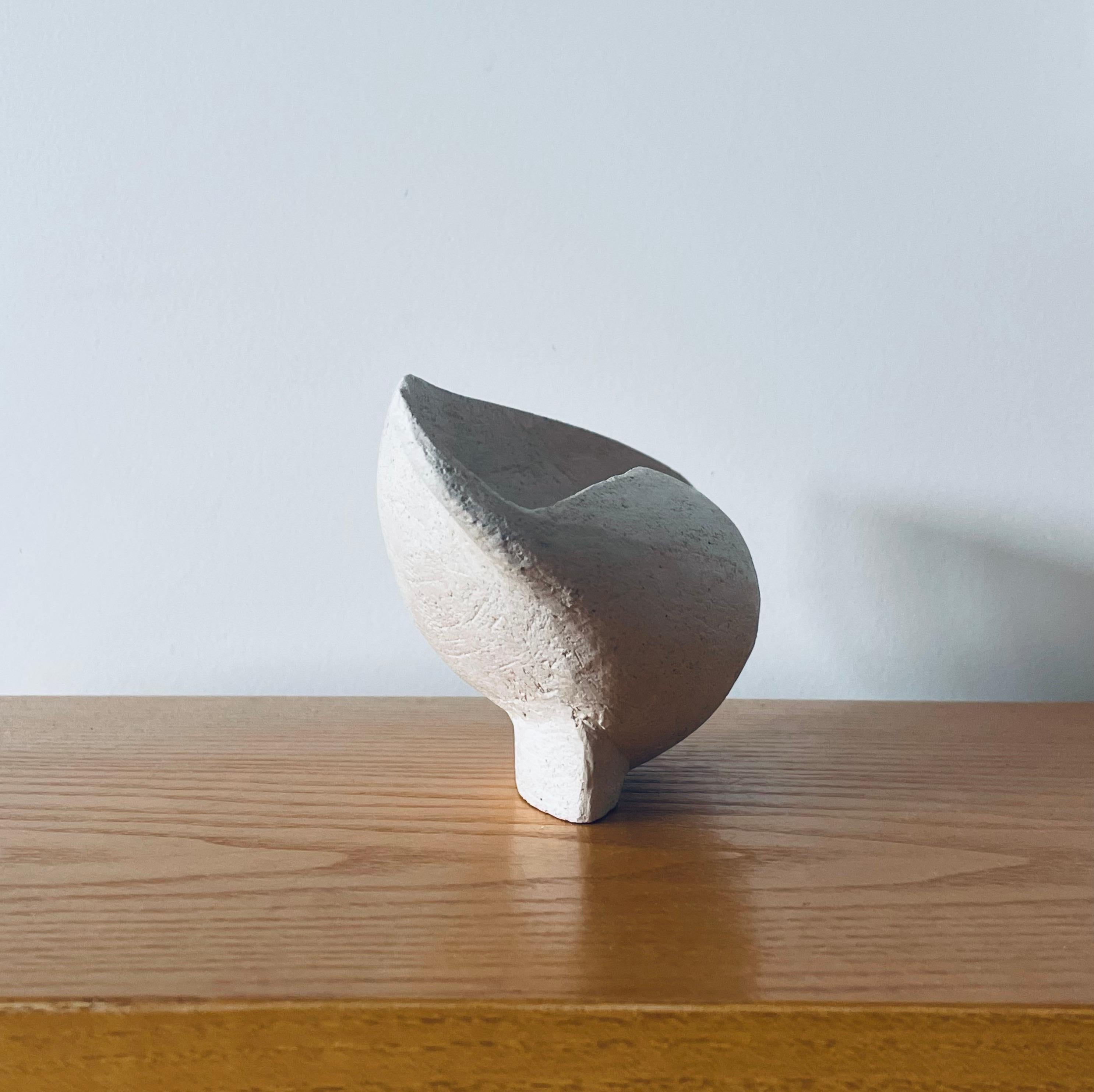 Keramische Skulptur Tasse von Annick Bailly im Angebot 3