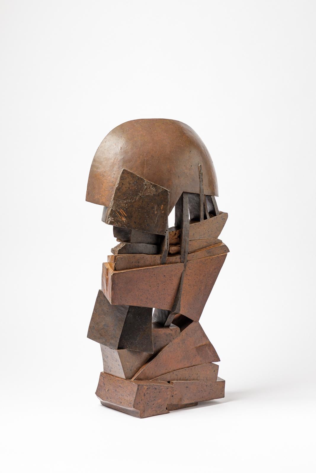 Scultura in ceramica intitolata 