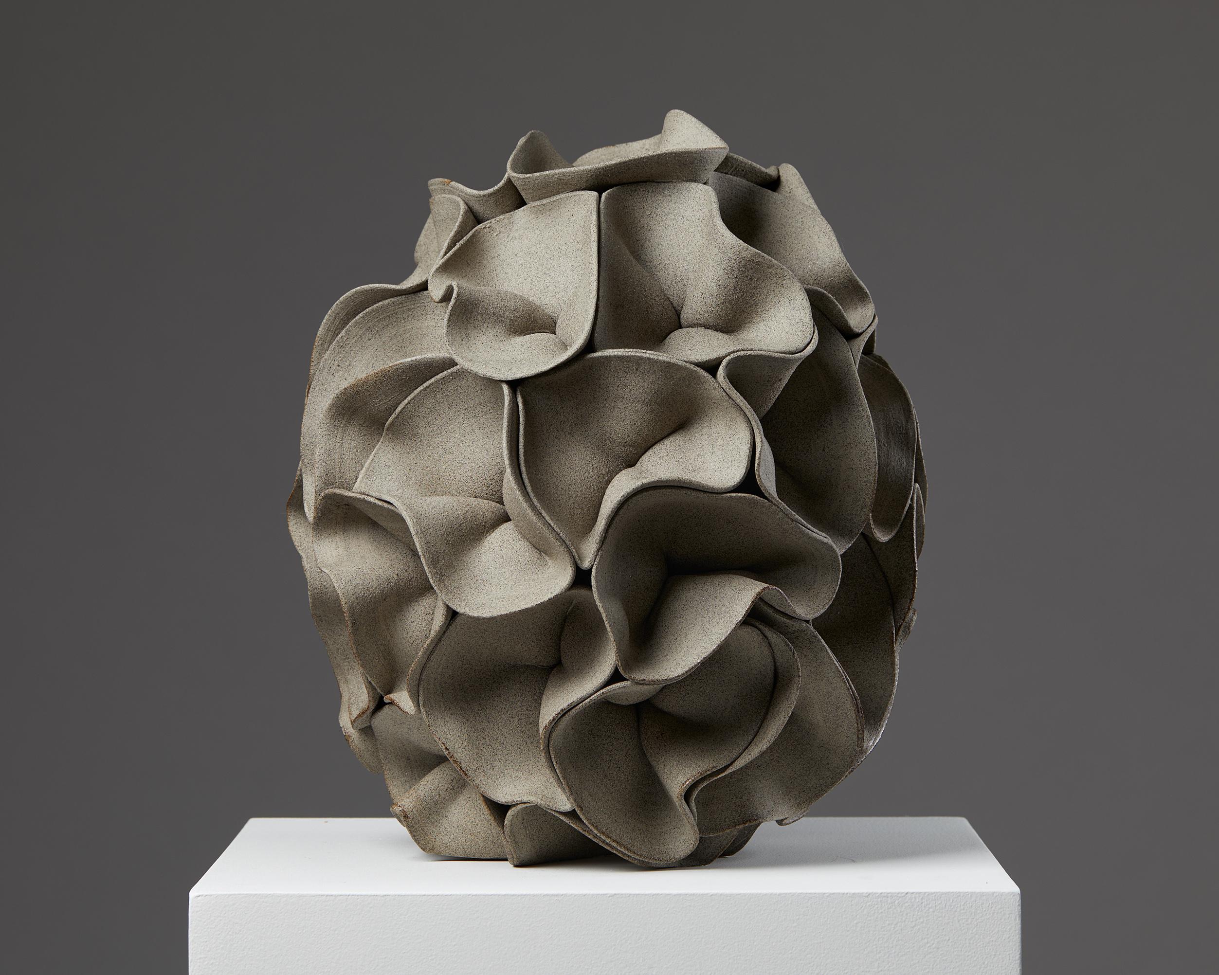 Ceramic sculpture ‘Hybrid’ by Alvina Jakobsson,
Sweden. 2022.
Stoneware.

Unique.

Measures: Height: 37 cm / 1' 2 1/2