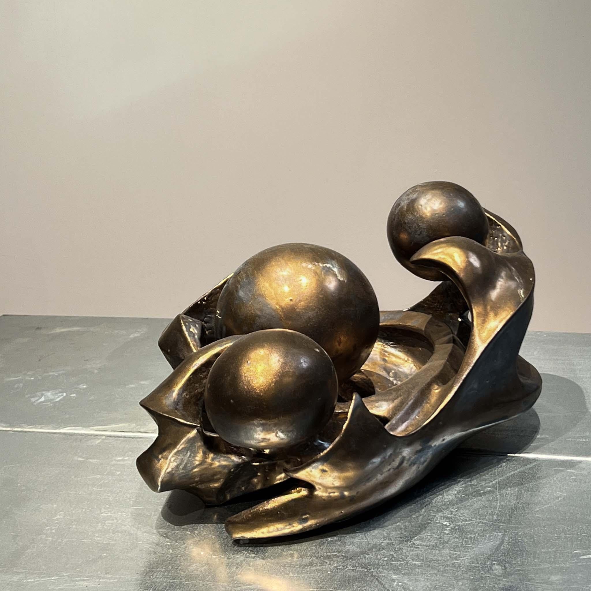 Ceramic sculpture in bronze glazing, Dutch, 1970s In Good Condition For Sale In AMSTERDAM, NL