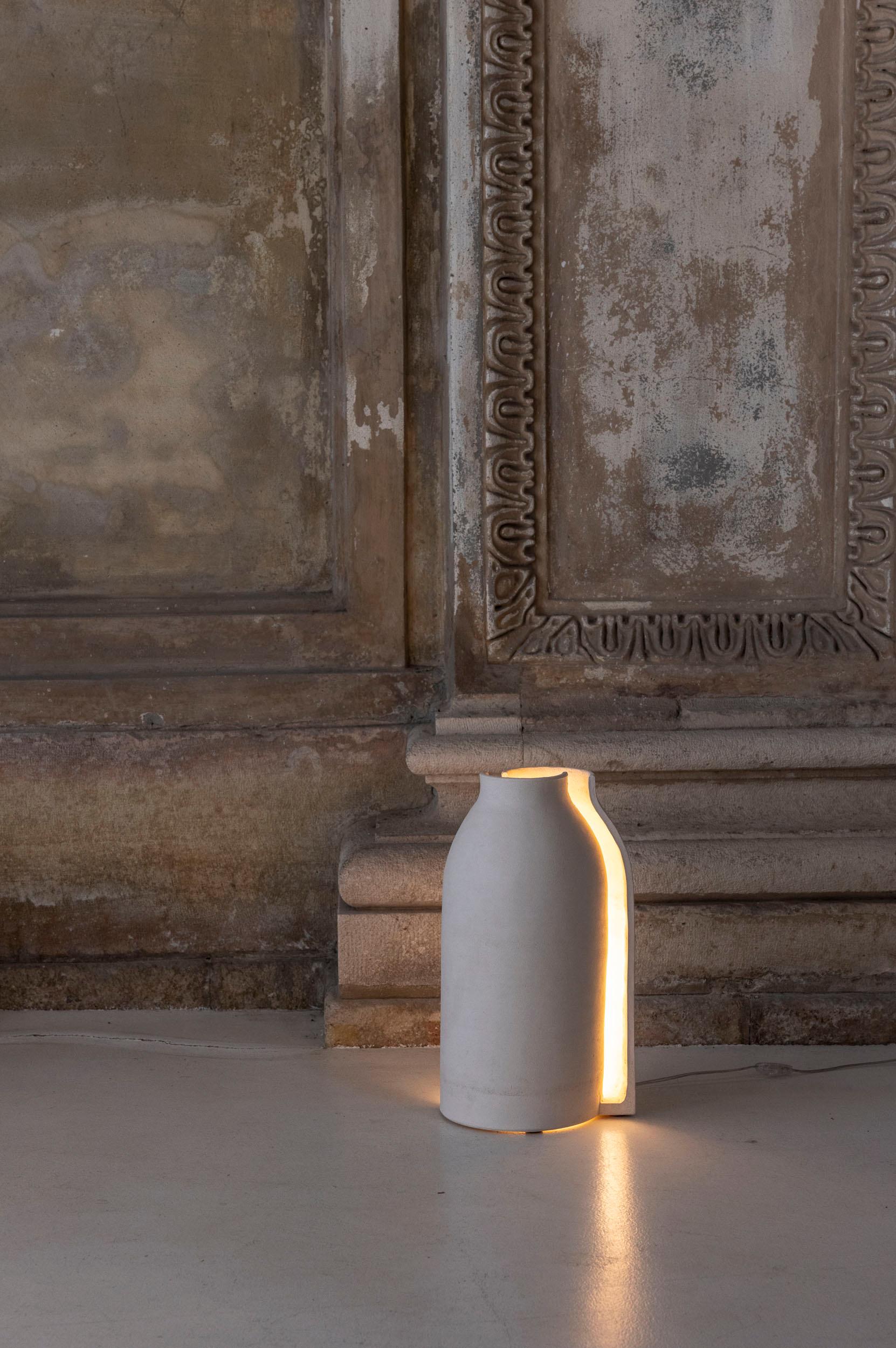 italien Lampe Mezzaluce de Tonino Negri, 2025 en vente