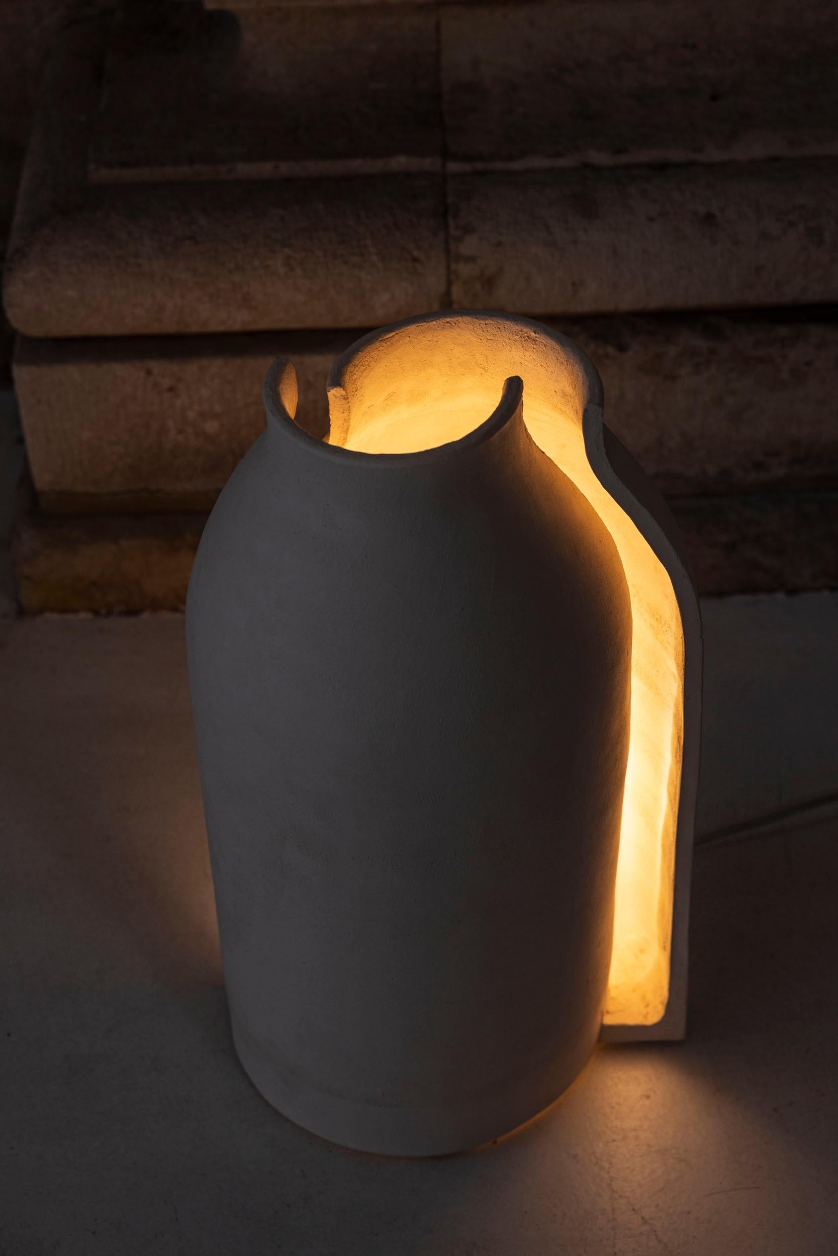 Lampe Mezzaluce de Tonino Negri, 2025 Neuf - En vente à Piacenza, Italy