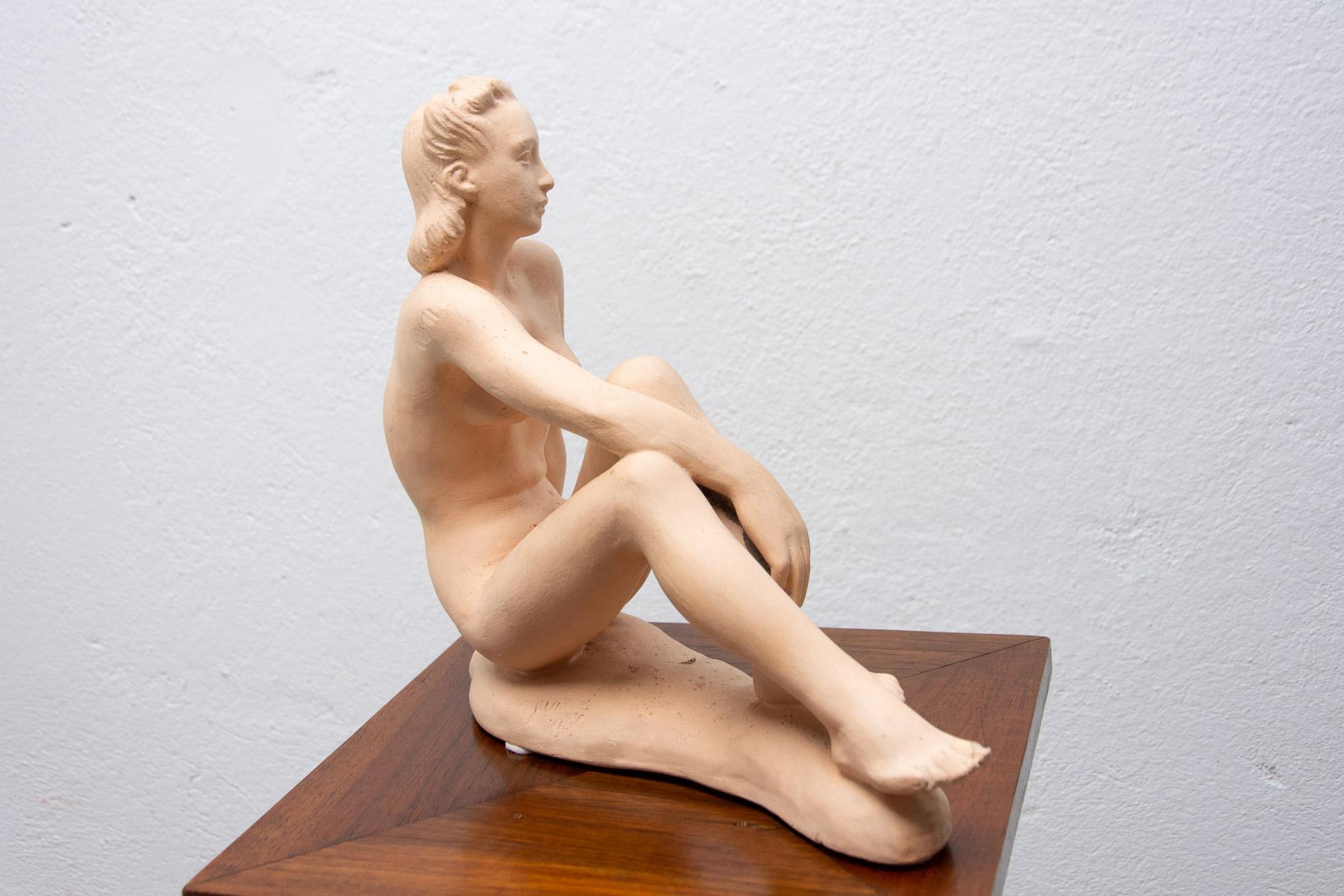 Ceramic Sculpture Naked Woman, 1940´s, Czechoslovakia 3