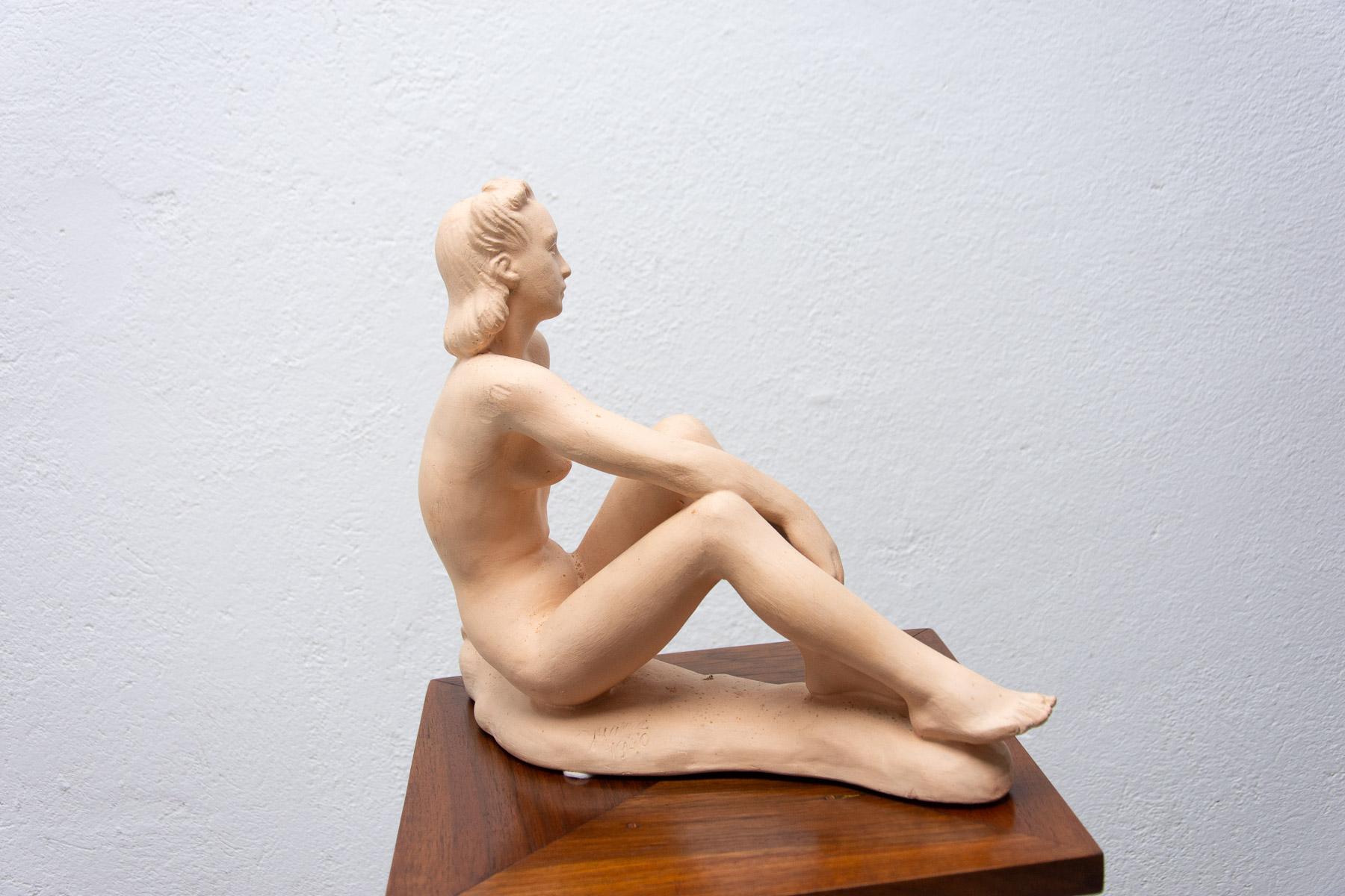 Ceramic Sculpture Naked Woman, 1940´s, Czechoslovakia 2