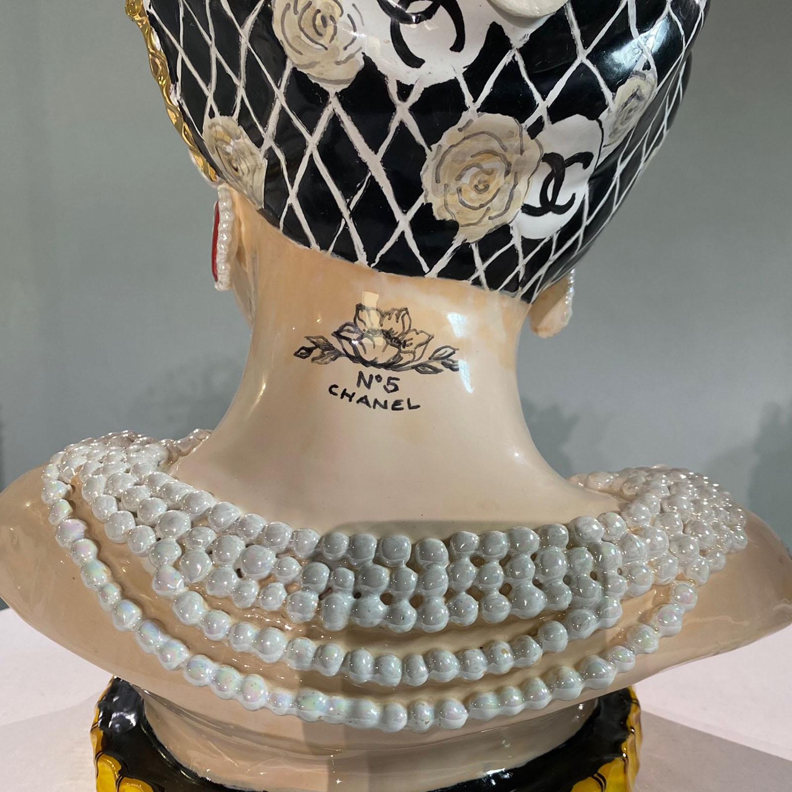 Keramik-Skulptur Norma Kopf aus Keramik von Vanessa Semaino (Gebrannt) im Angebot