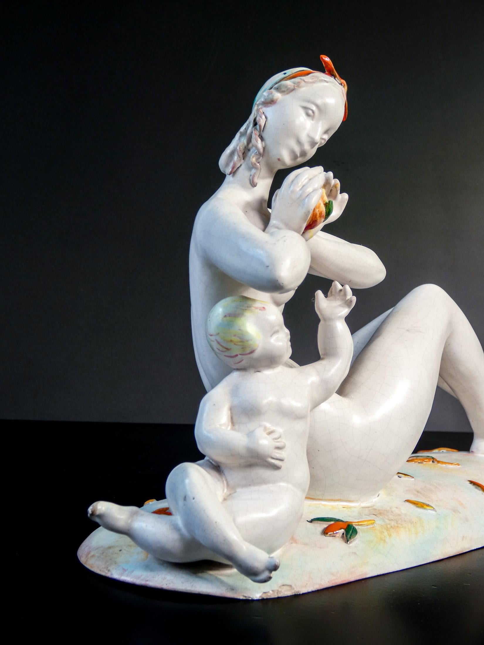 Sculpture en céramique « Femme nue avec enfant » d'Eugenio PATTARINO. Italie, années 1920 en vente 6