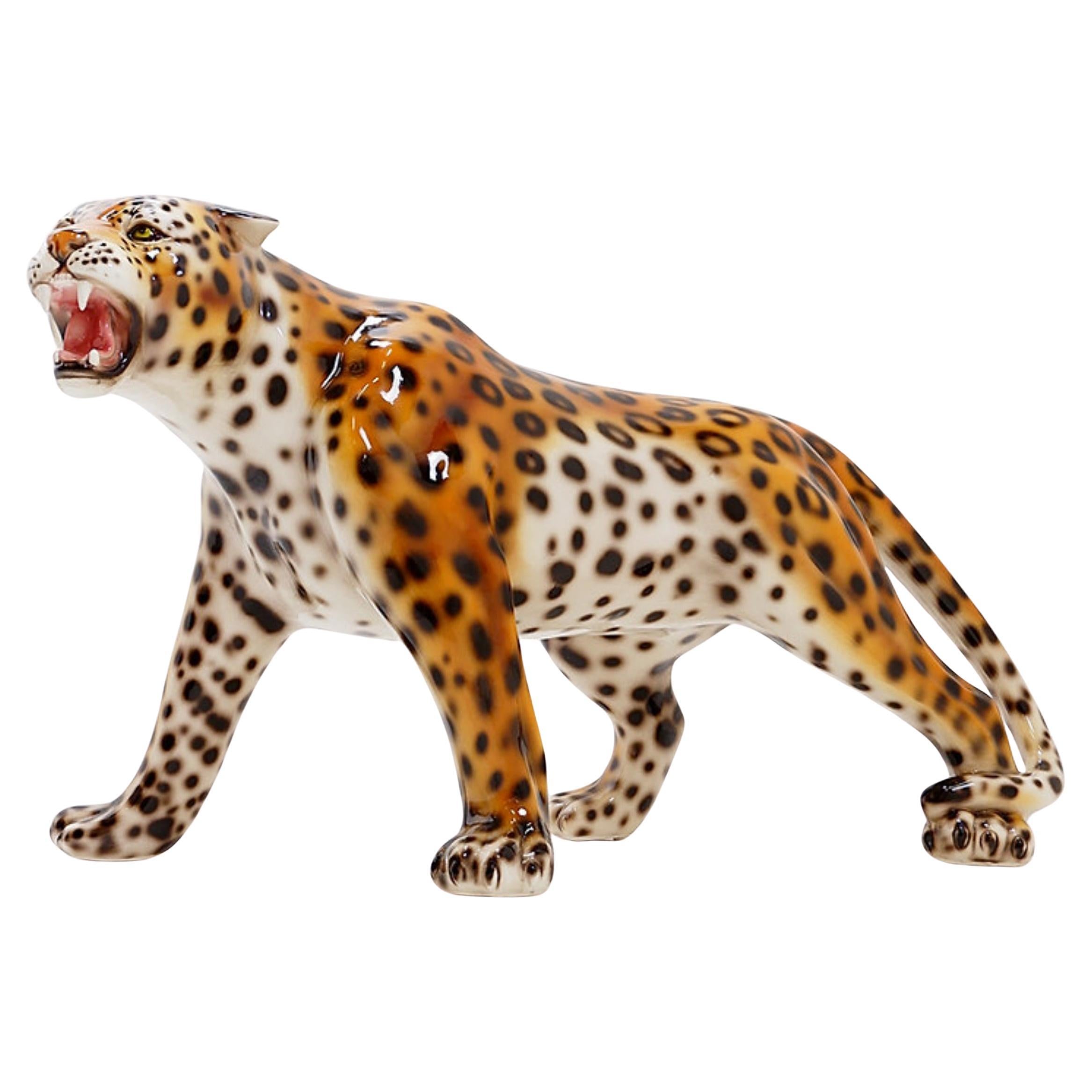 Ceramic sculpture of a leopard by "Ceramiche Boxer" - Italy For Sale