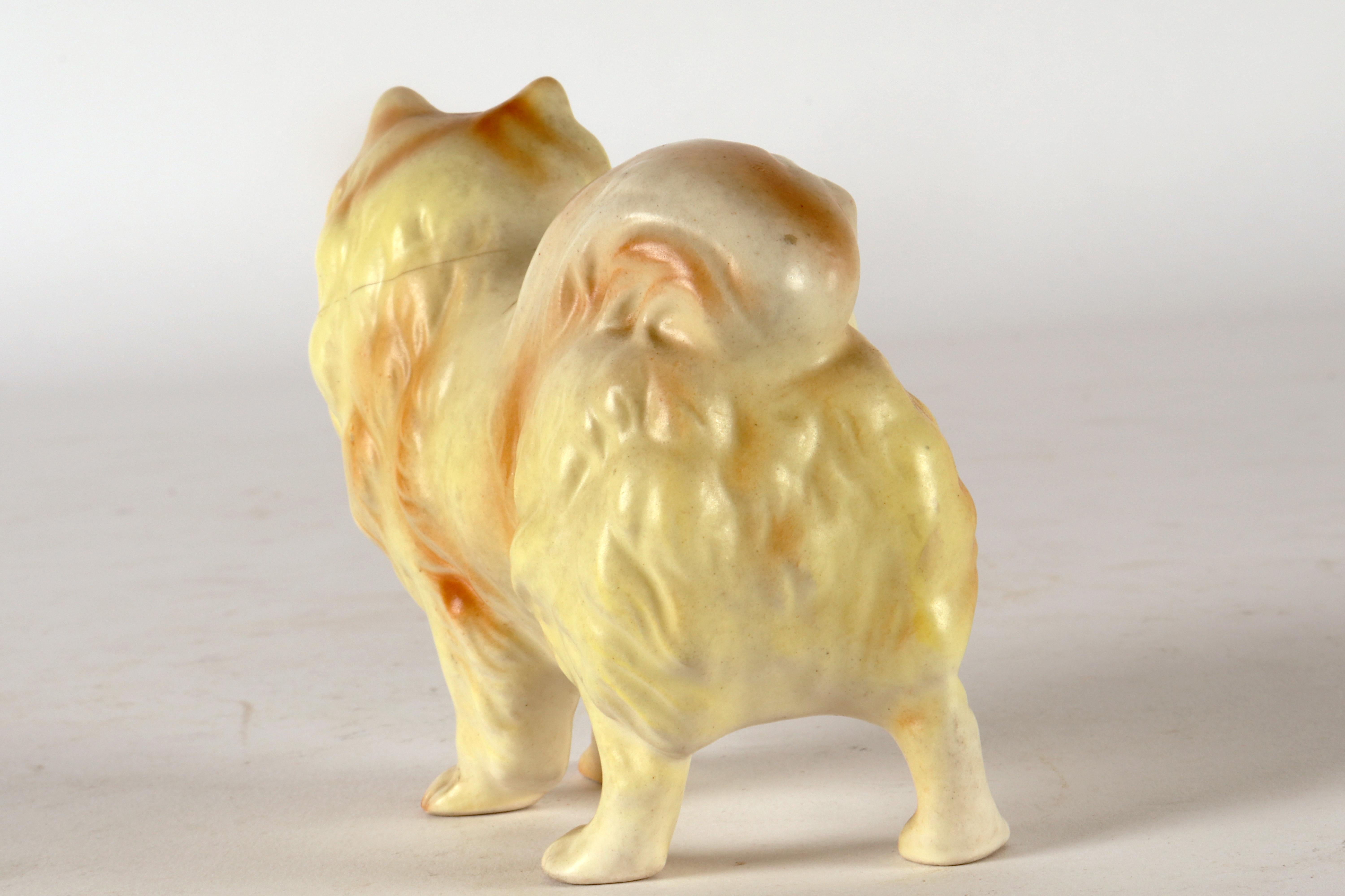 20th Century Ceramic sculpture of a Pomeranian dog, England 1950.   For Sale