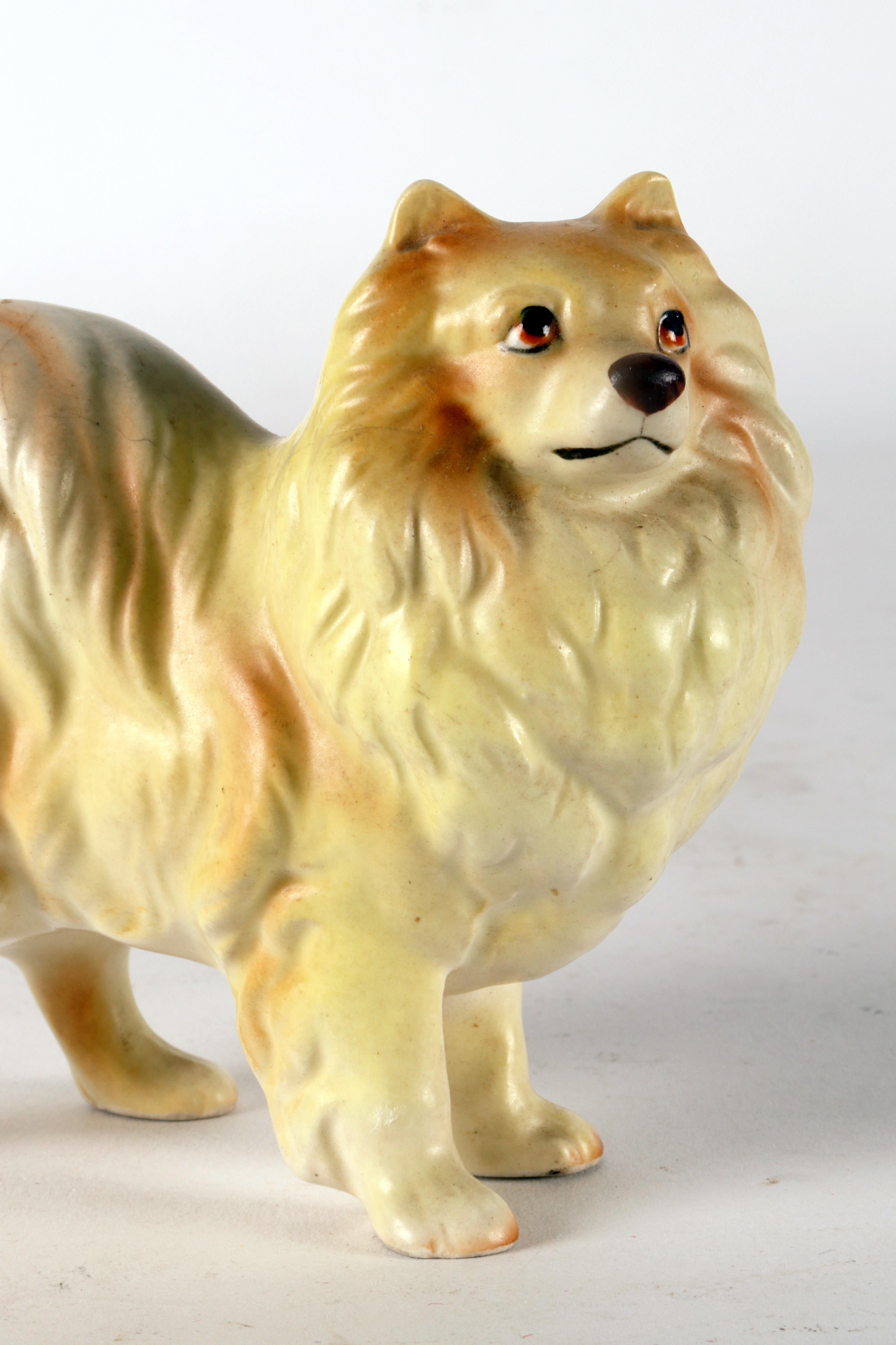 Ceramic sculpture of a Pomeranian dog, England 1950.   For Sale 1