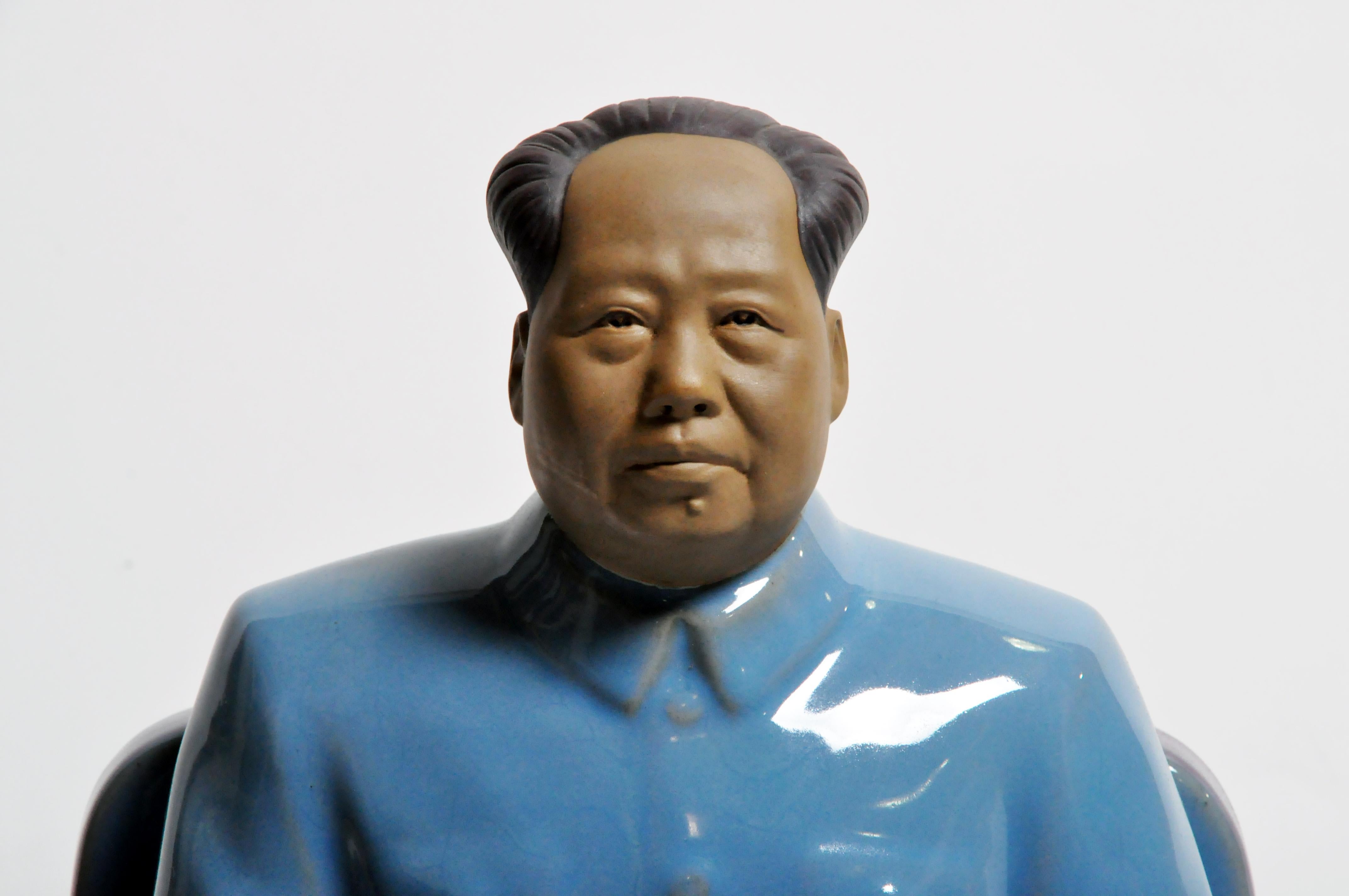 Ceramic Sculpture of Chairman Mao Zedong In Good Condition In Chicago, IL