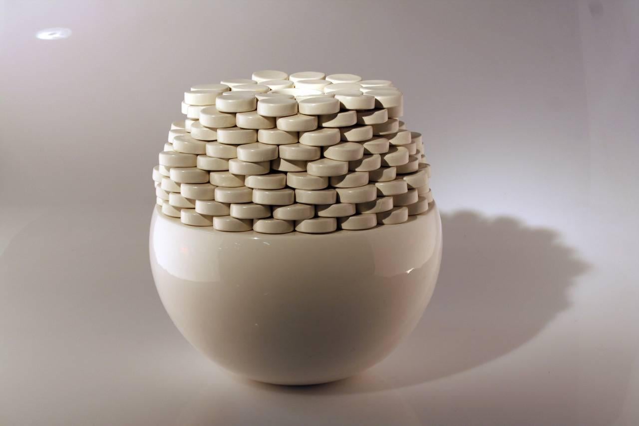 Keramik-Skulptur Ostia, Modell von Martine Bedin für Superego Editions, Italien im Angebot 4