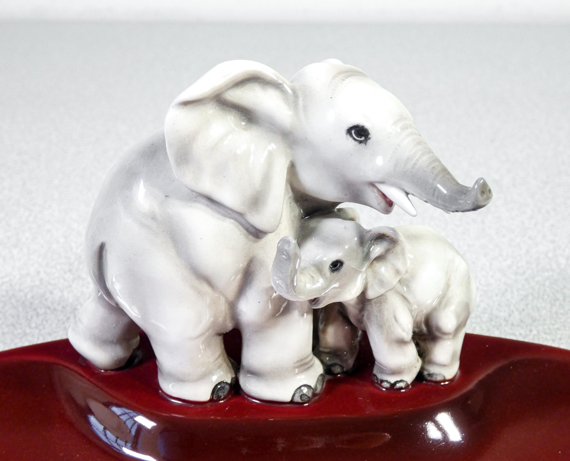Ceramic Sculpture Signed Guido Cacciapuoti, Elephant with Cub, Italy, 1930s In Good Condition In Torino, IT