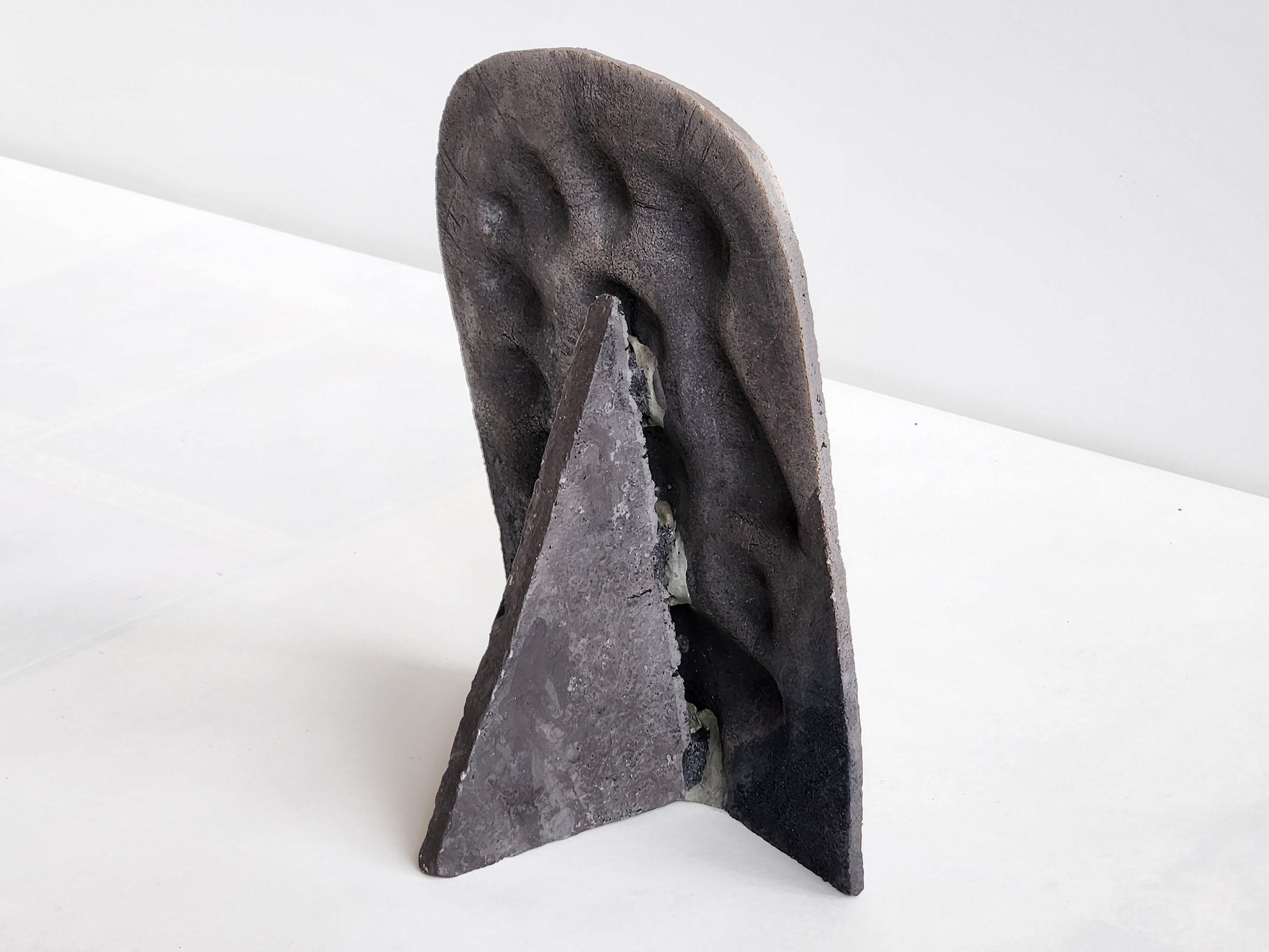 Roger Capron - Keramik-Skulptur Visage Repousse oder Empreinte (Moderne der Mitte des Jahrhunderts) im Angebot