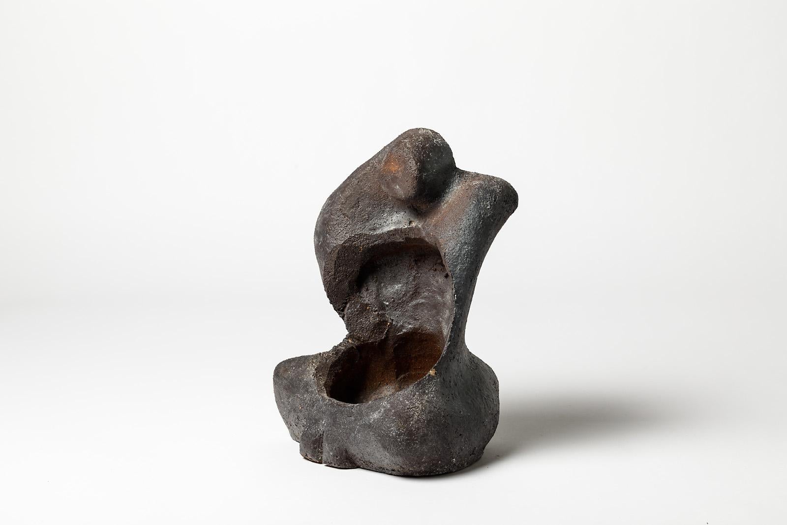 Keramik-Skulptur mit schwarzer Glasurdekoration von Tim Orr, 1970 (20. Jahrhundert) im Angebot