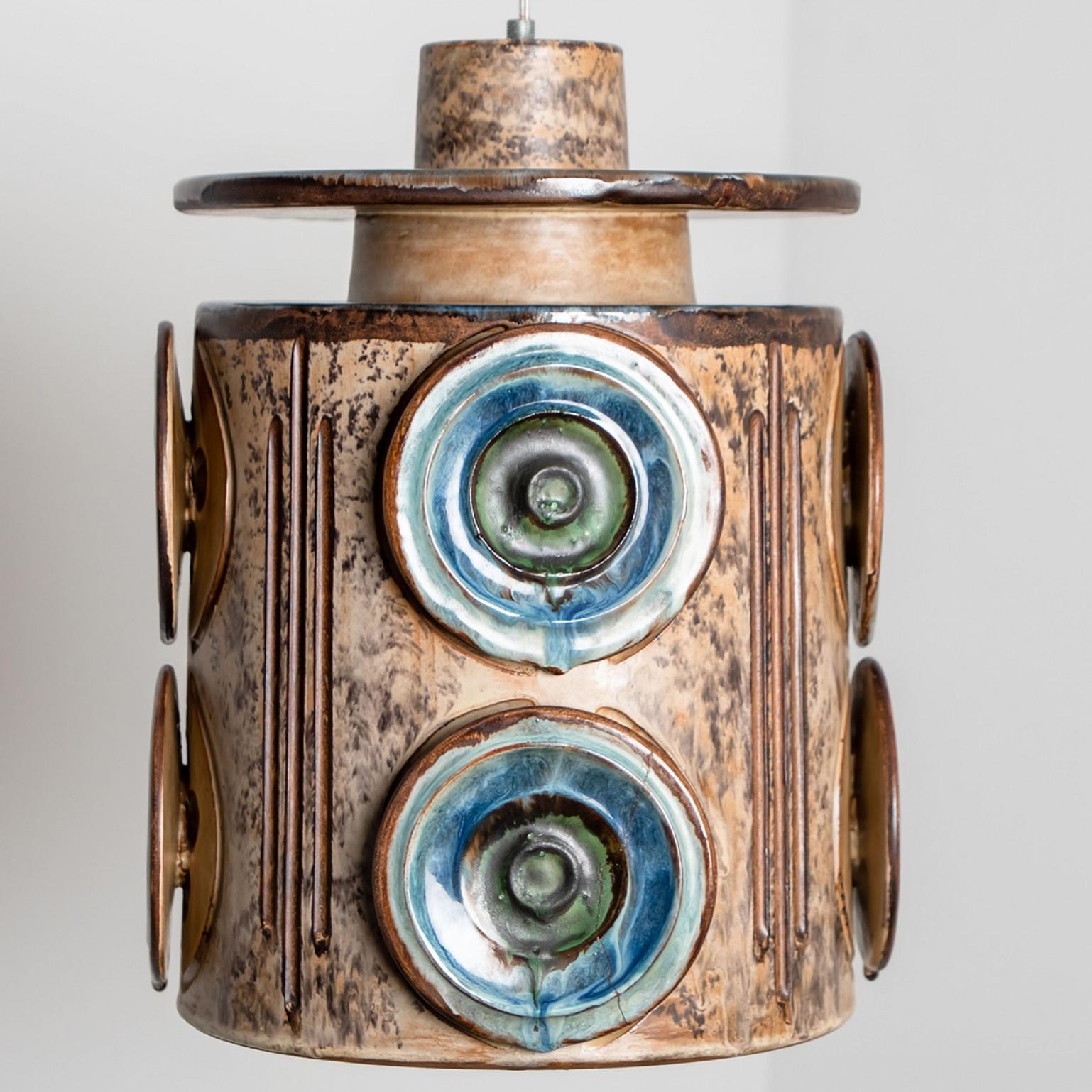 Lámpara colgante de cerámica azul marino, Dinamarca, 1970 en venta 1