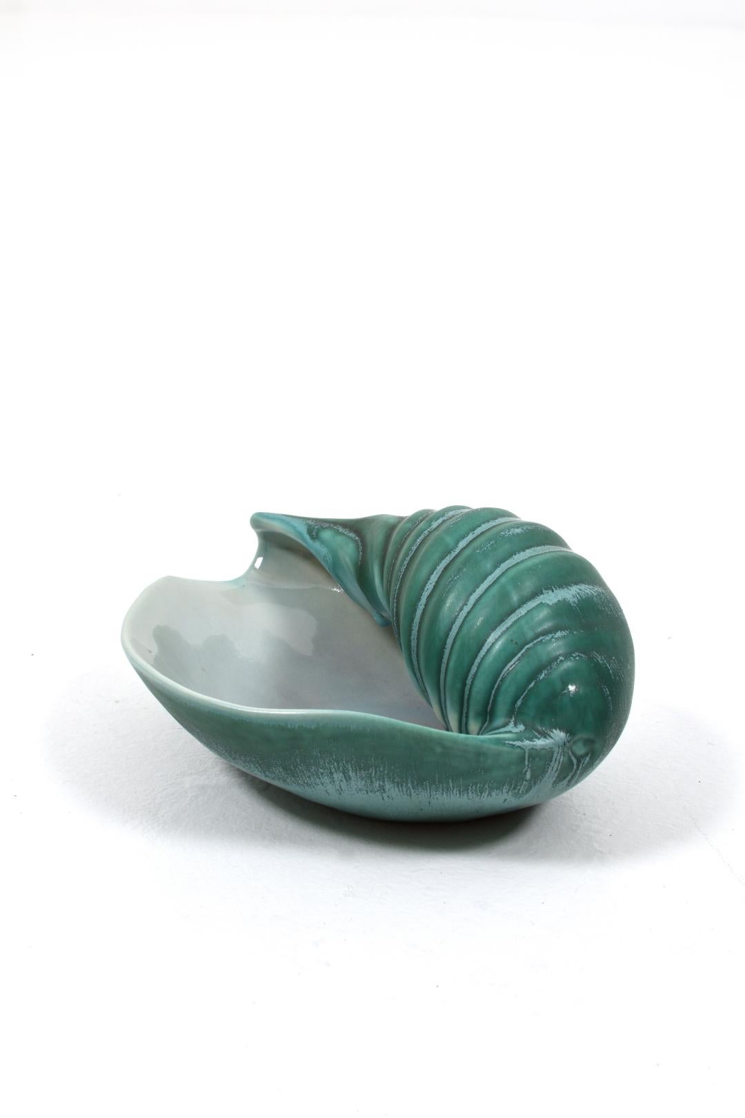 Ceramic Seashell Bowl by Ewald Dahlskog for Bo Fajans, 1939 In Good Condition For Sale In Göteborg, SE
