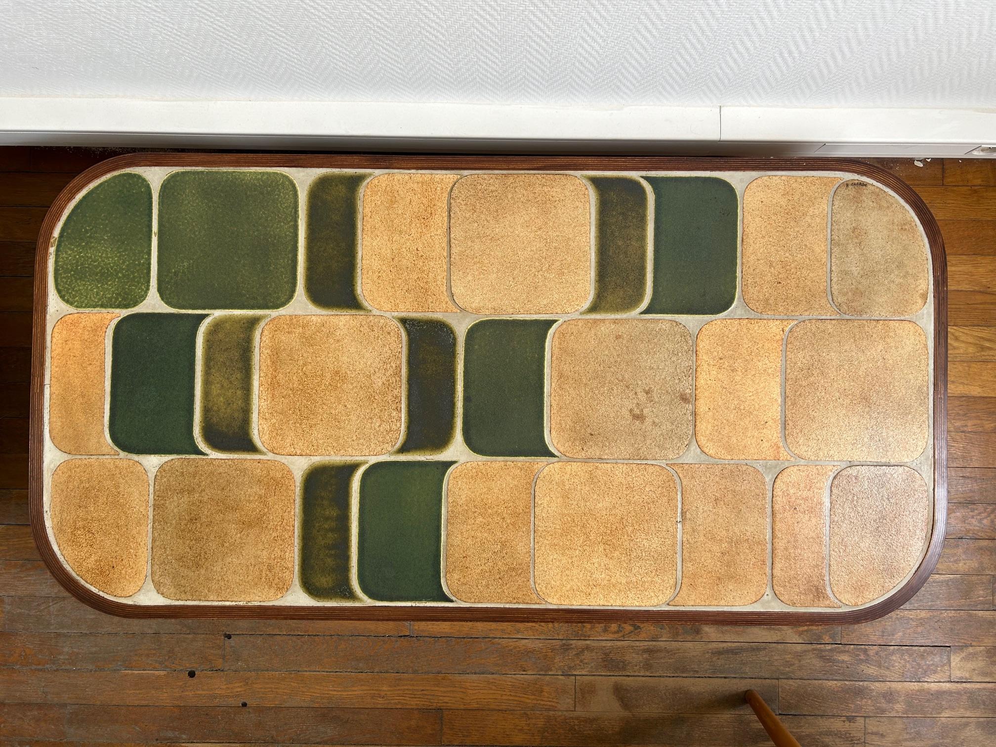 Table basse de Roger Capron
Modèle Shogun, grand modèle
Signé
Pieds en bois
France, Vallauris, années 1970