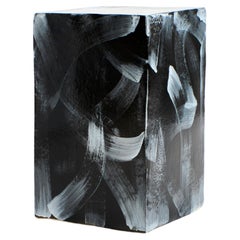 Mesa auxiliar de cerámica (geométrica)