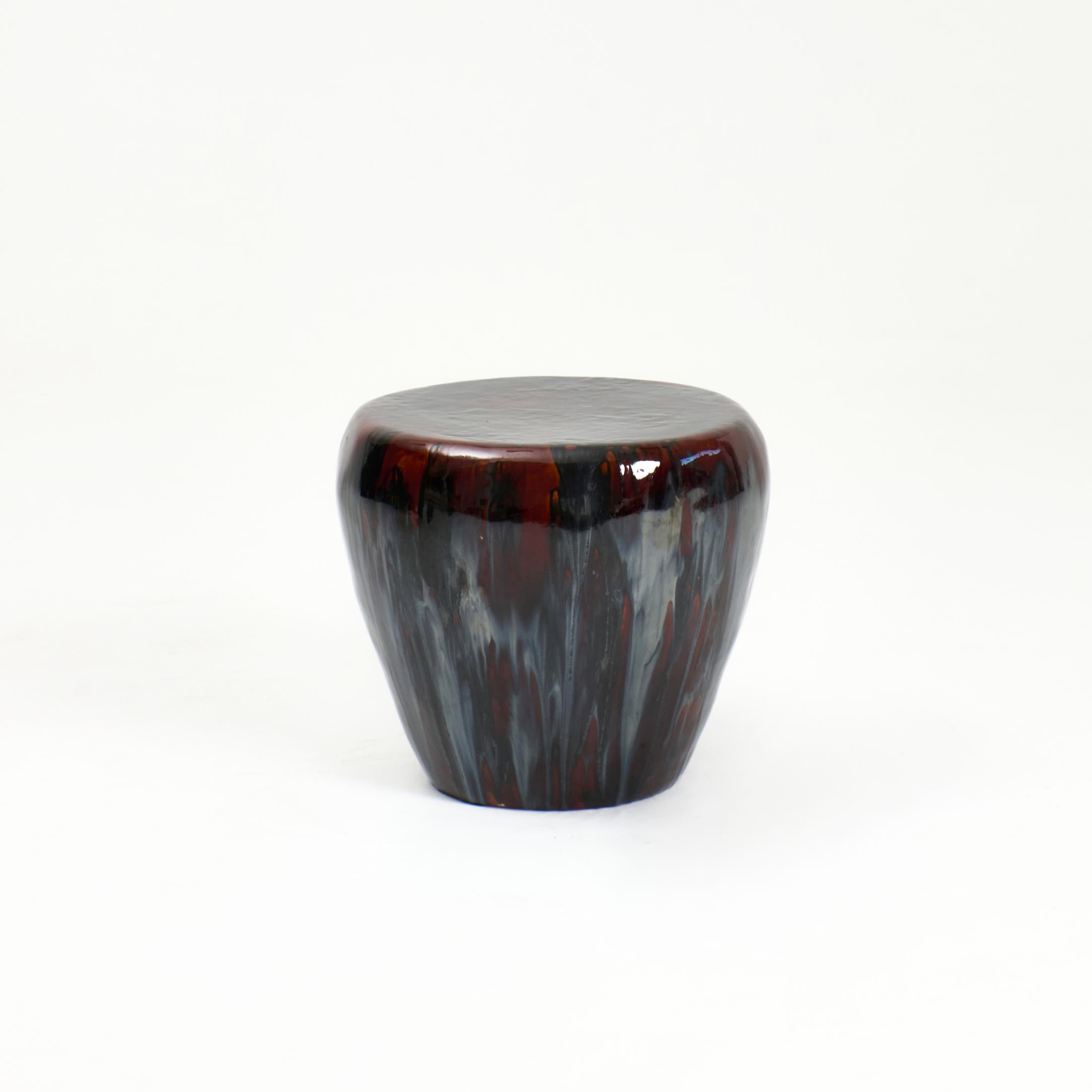 Moderno Tavolino in ceramica medio - Toffee bruciato in vendita