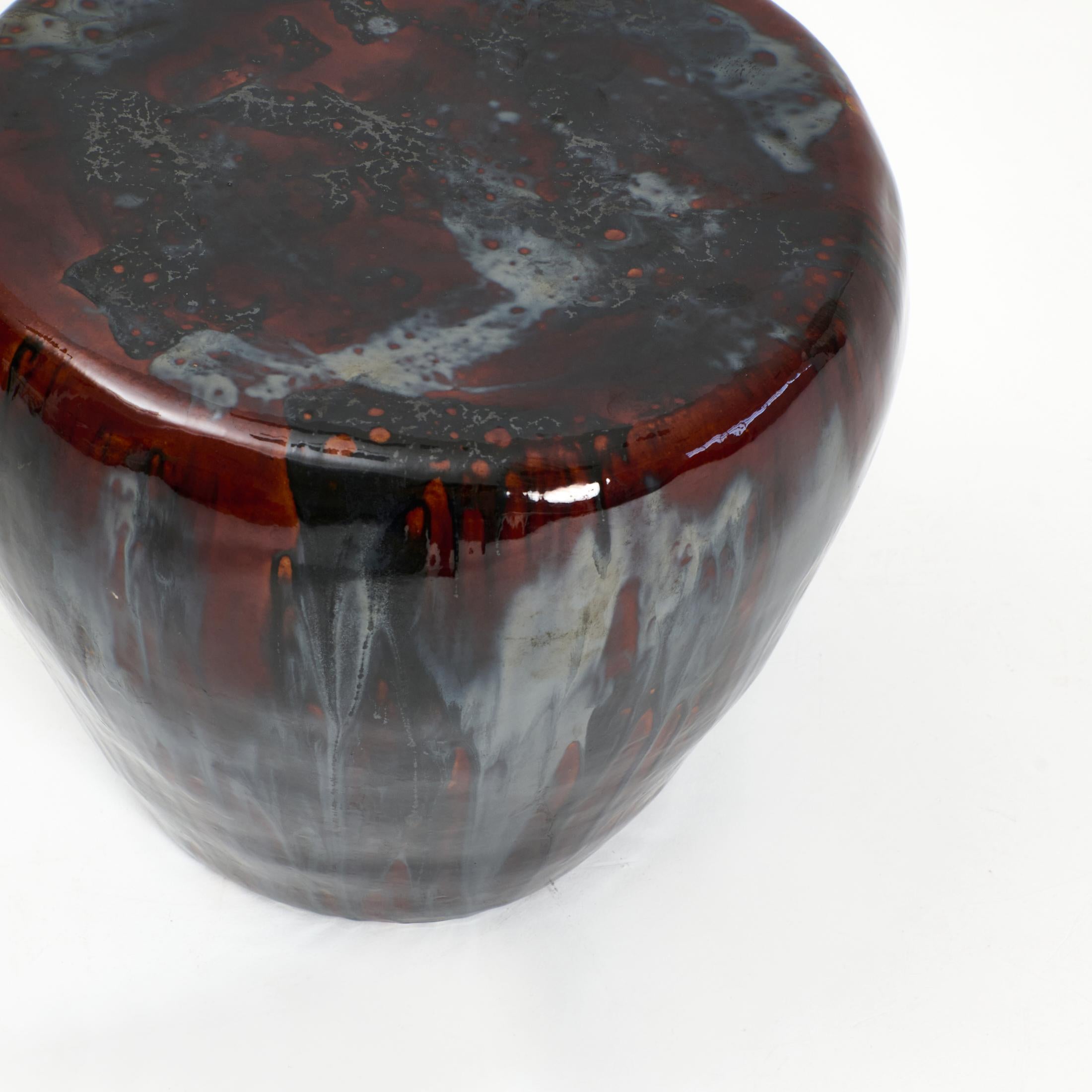 Tavolino in ceramica medio - Toffee bruciato In condizioni Nuovo in vendita a Macieira de Sarnes, PT