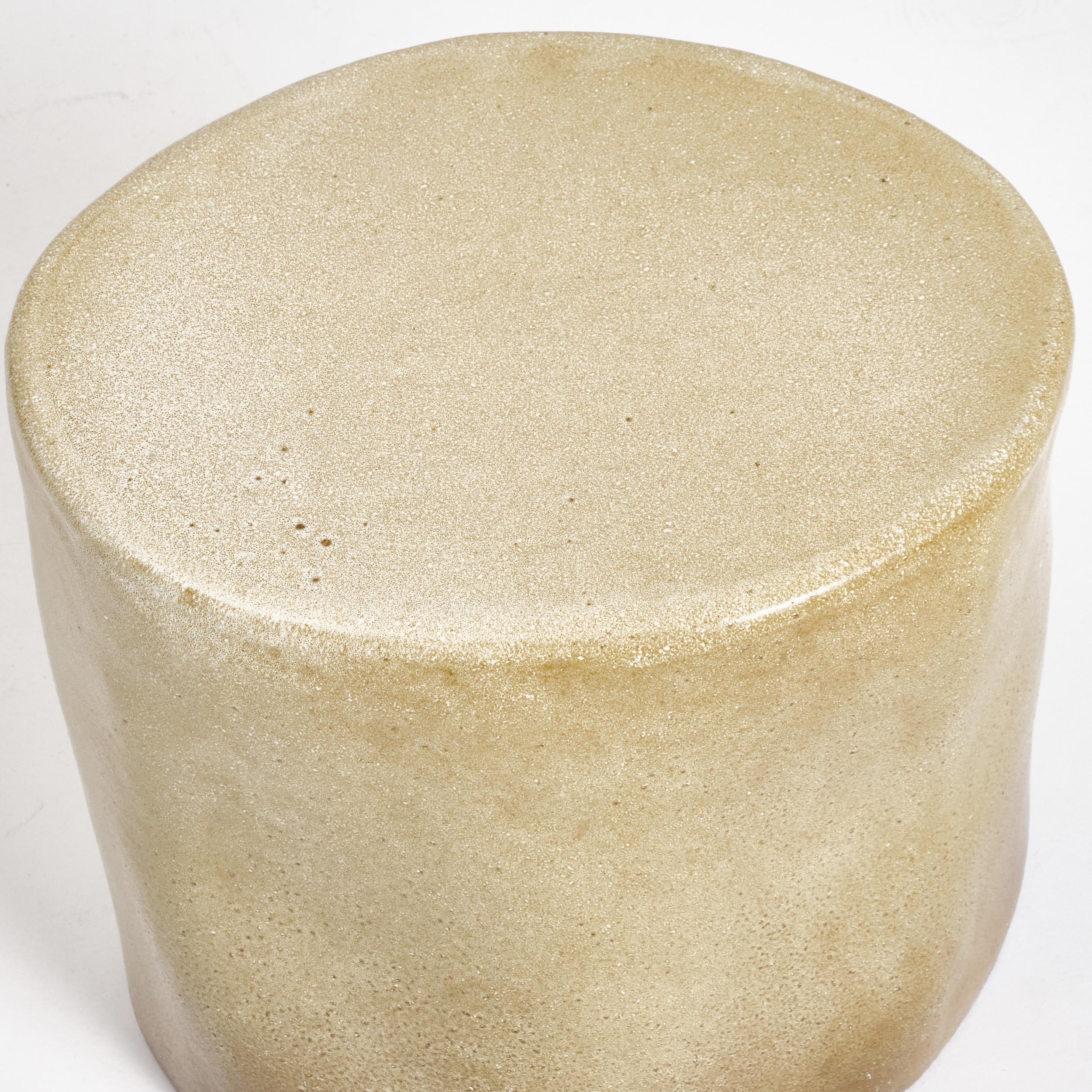 Fatto a mano Tavolino in ceramica piccolo in vendita