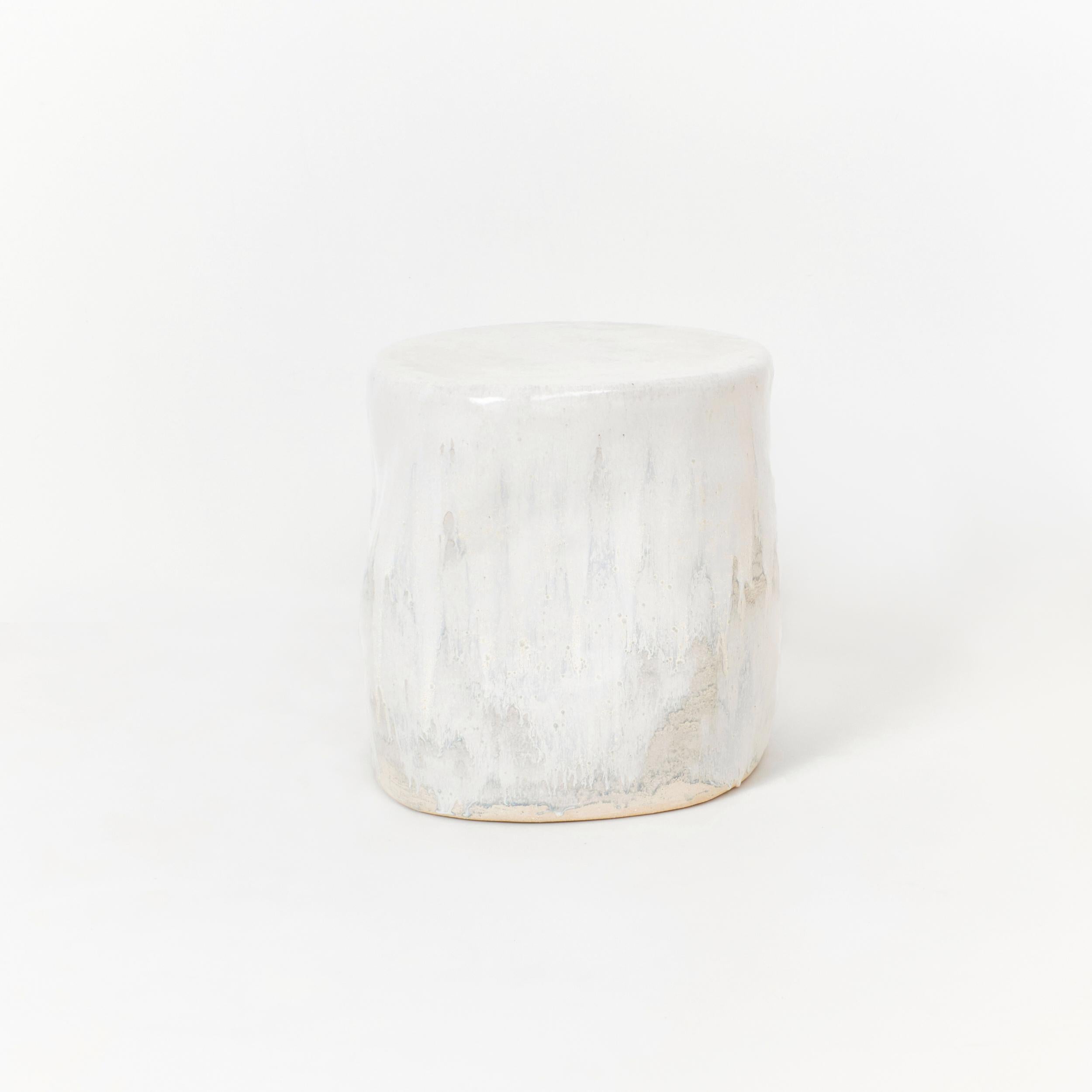 Petite table d'appoint en céramique Neuf - En vente à Macieira de Sarnes, PT