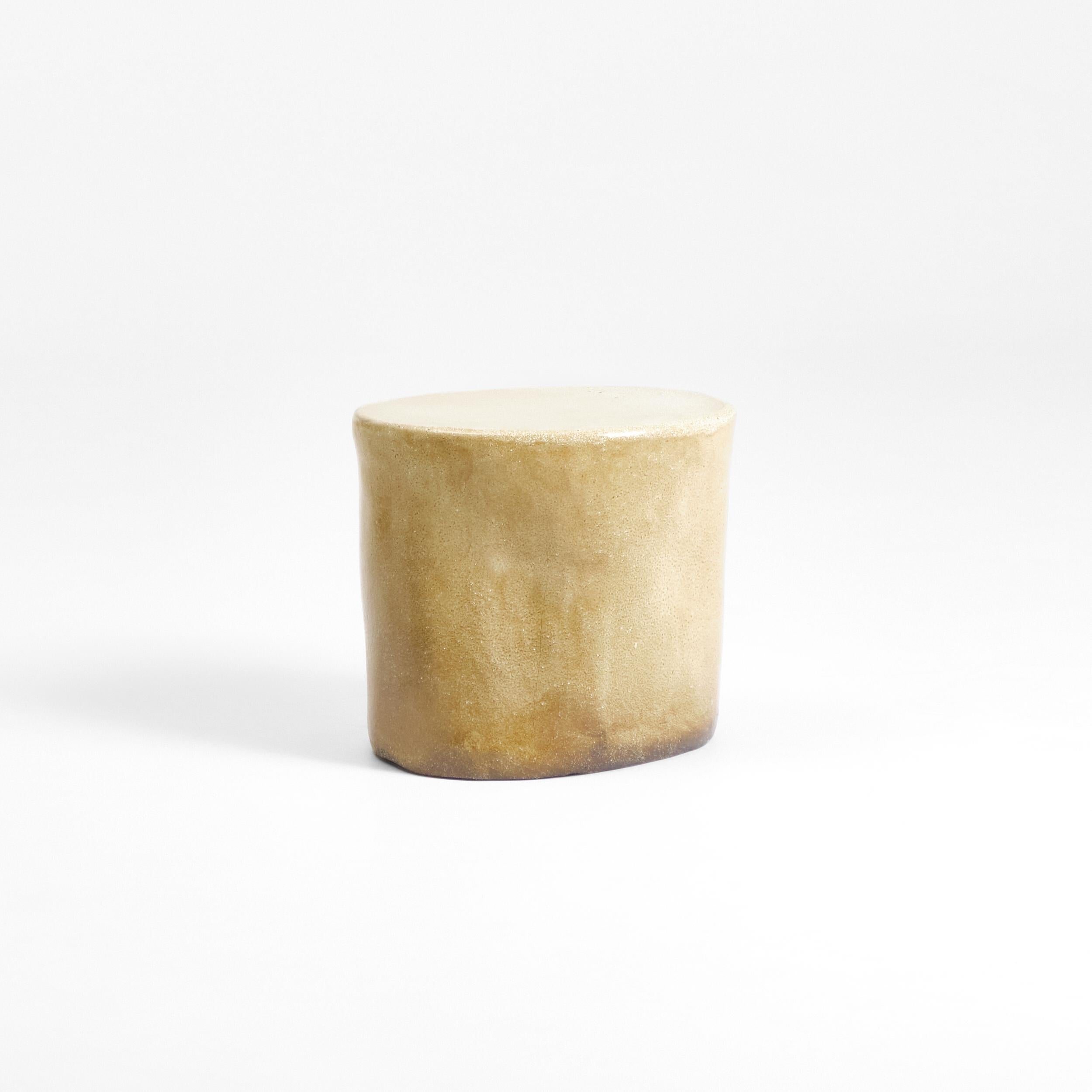 Ceramica Tavolino in ceramica piccolo in vendita