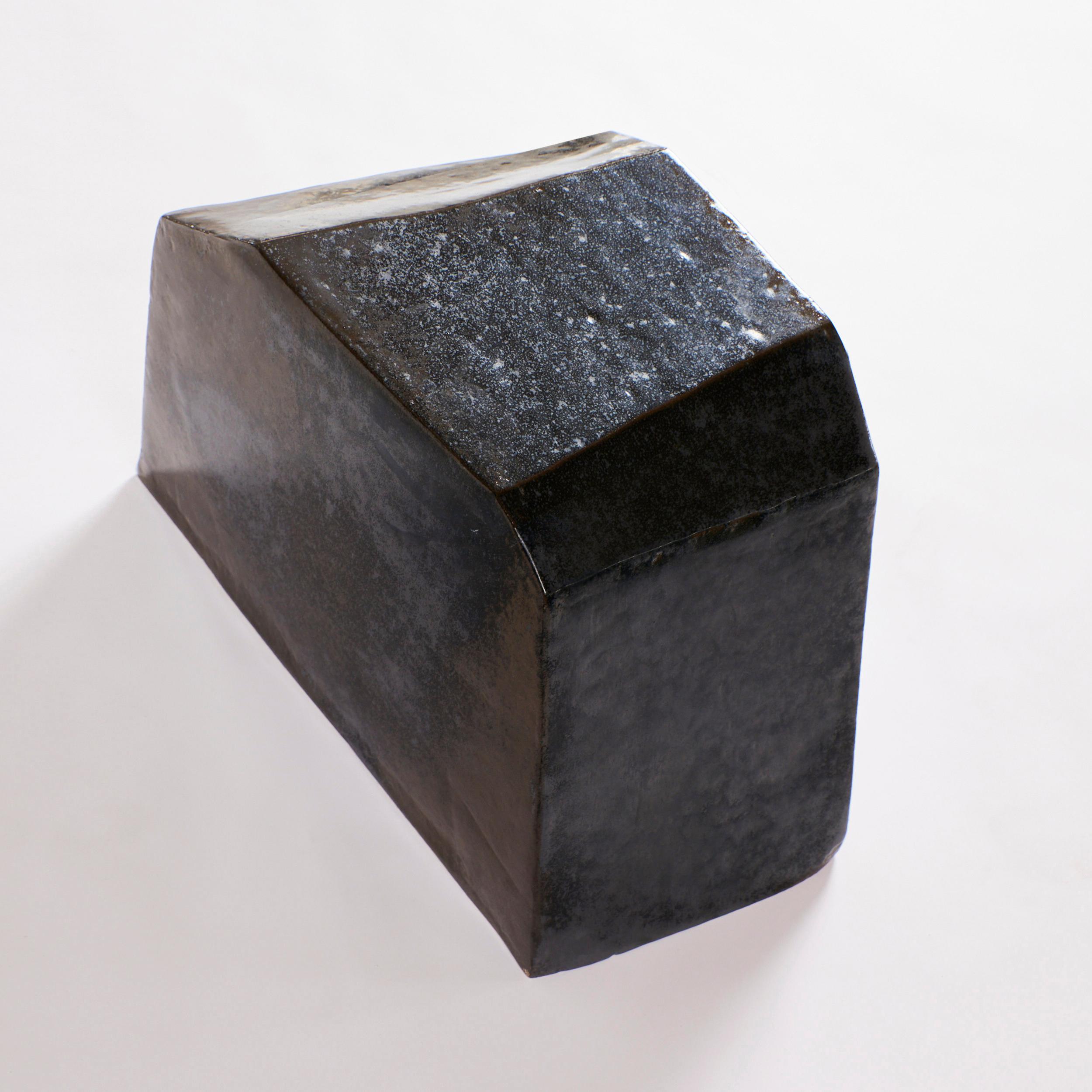 Ceramic Side Table Small  Geometric Shape For Sale 2